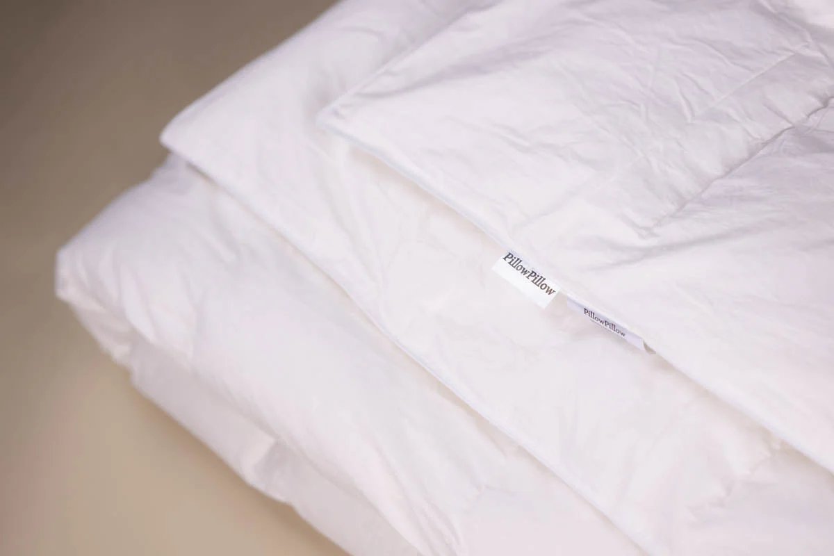 10.5 Tog (All Seasons) White Goose Down Duvet - Image 3