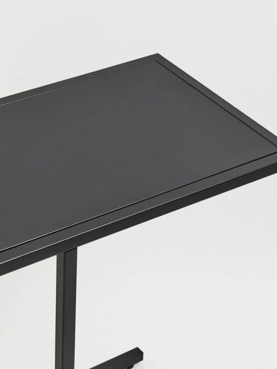 Black Powder Coated Metal Side Table with C-Shaped Design, Acero - Image 11
