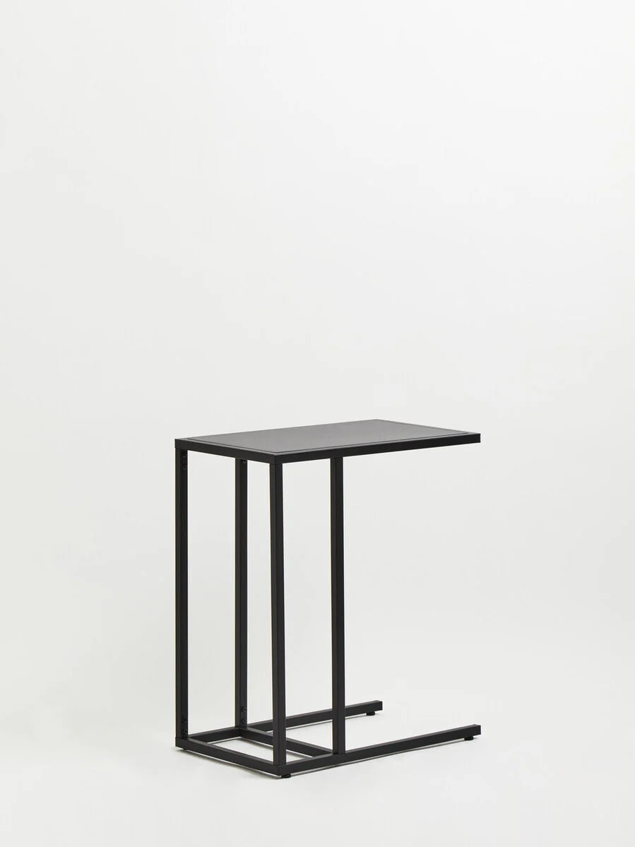 Black Powder Coated Metal Side Table with C-Shaped Design, Acero - Image 8