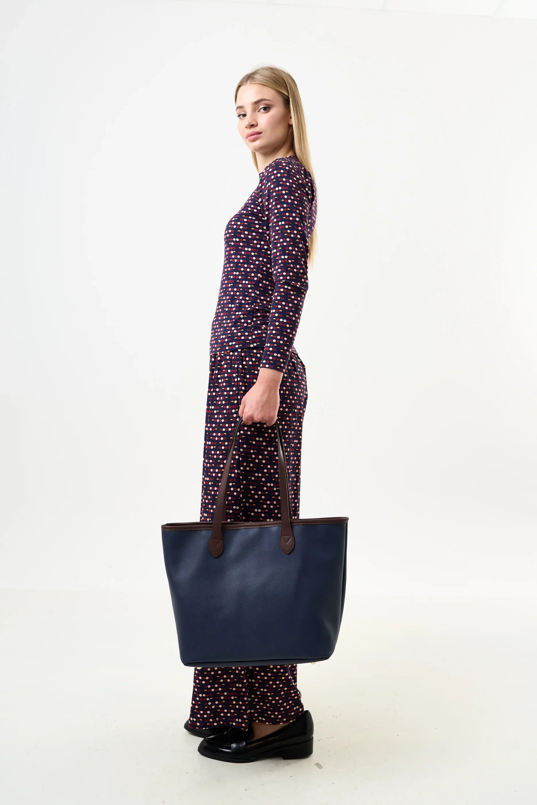 Amelia Contrast Strap Tote Bag - Navy - Image 4