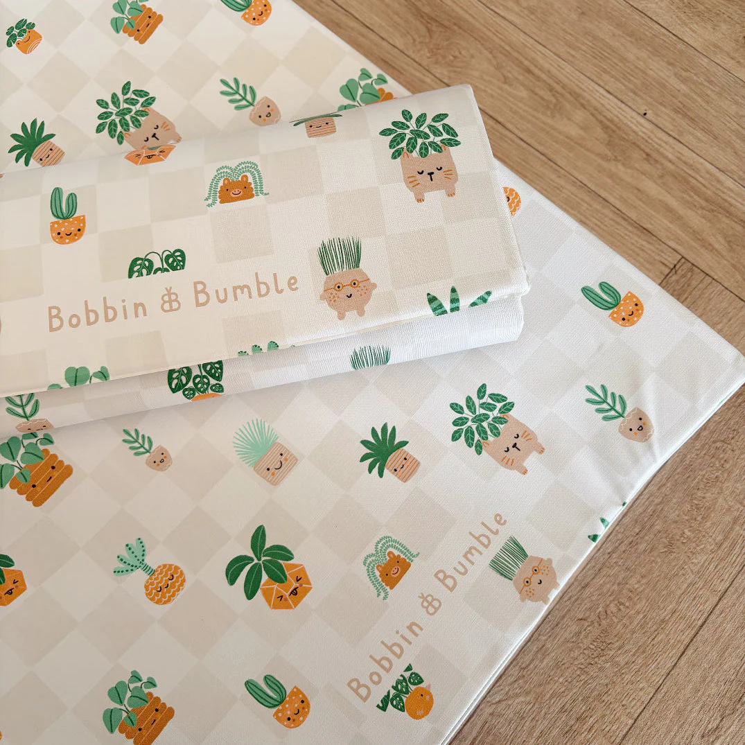 Anti-Roll Wedge Baby Changing Mat - Pot Plants - Image 8