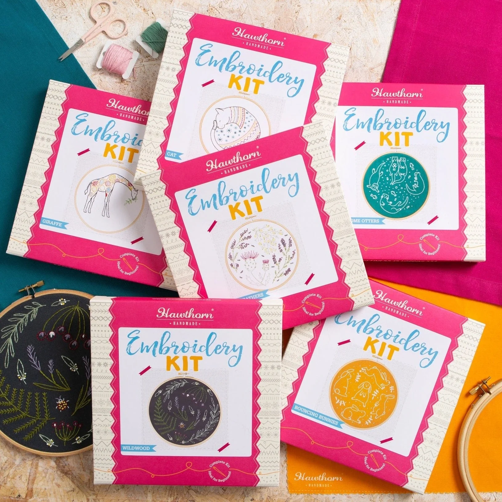 'Awesome Otters' Animal Embroidery Kit for Beginners - Image 6
