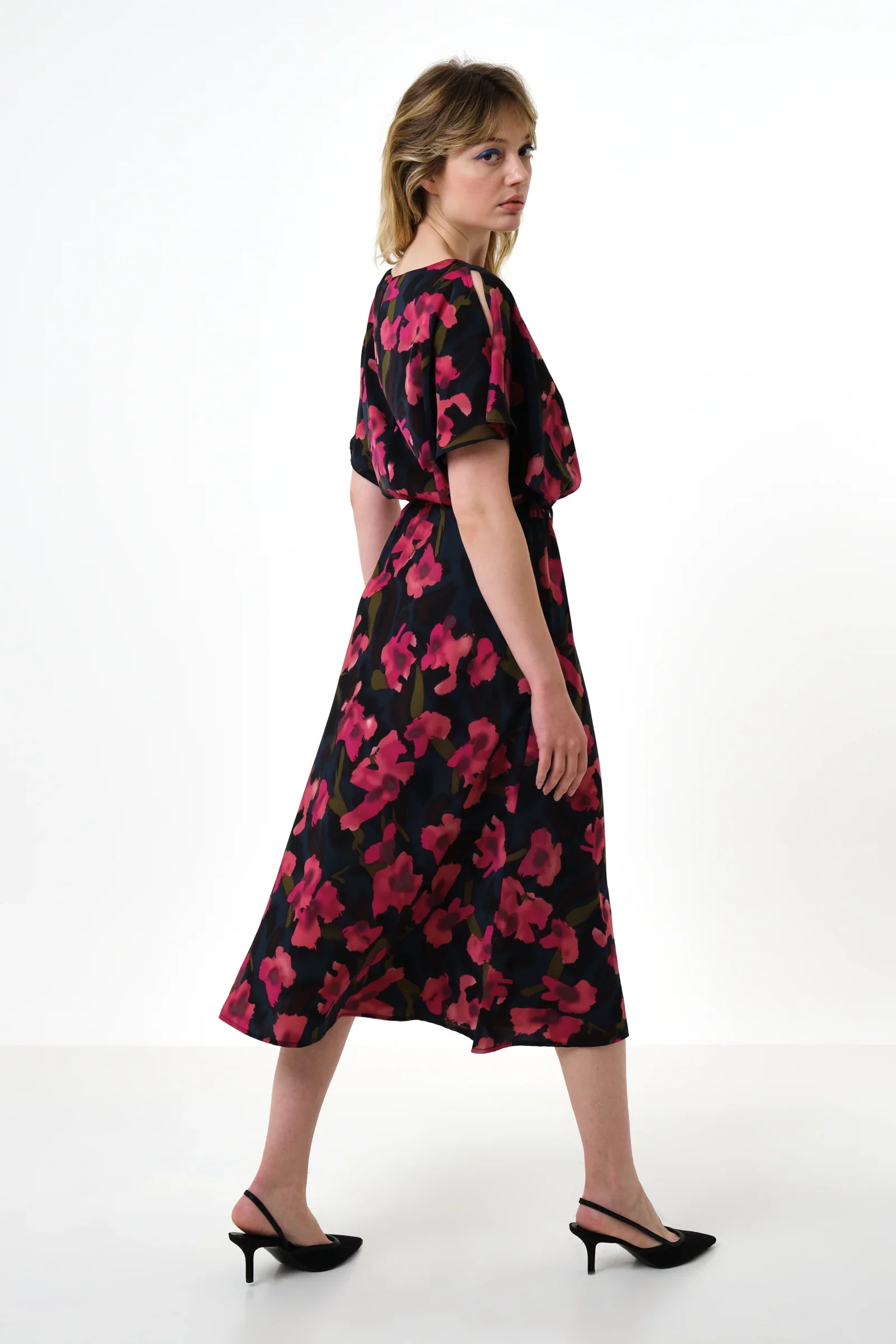 Basford Watermark Floral Print Cape Sleeve Midi Dress - Image 2