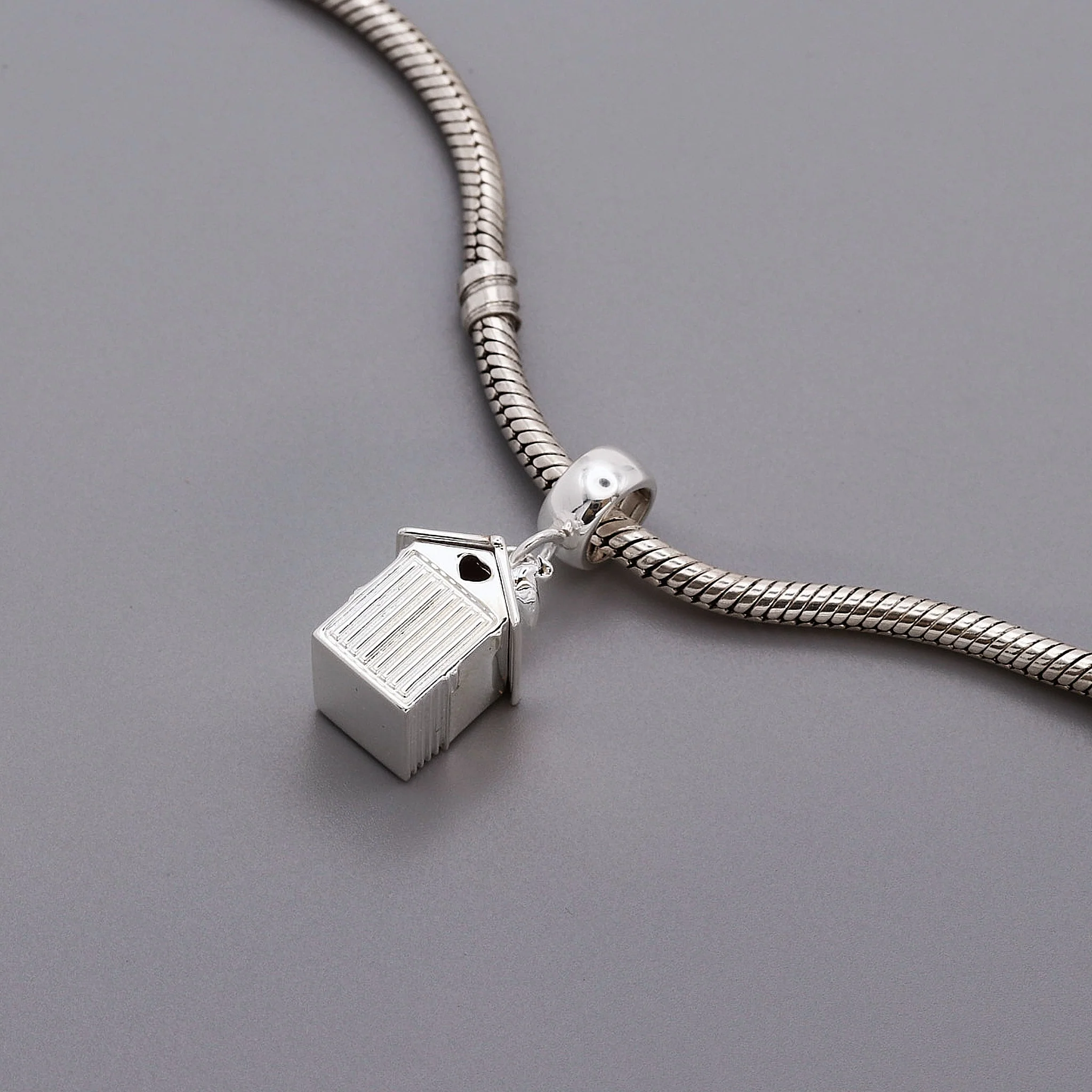 Beach Hut Personalised Silver Charm - Image 10