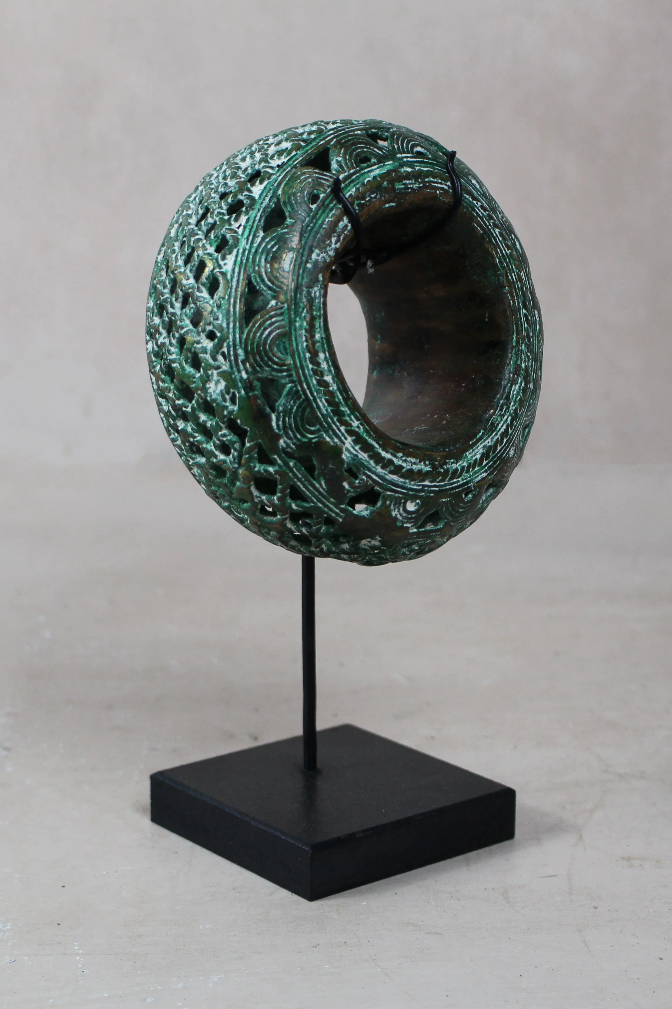 Benin Bronze Bangle - 207.2 - Image 2