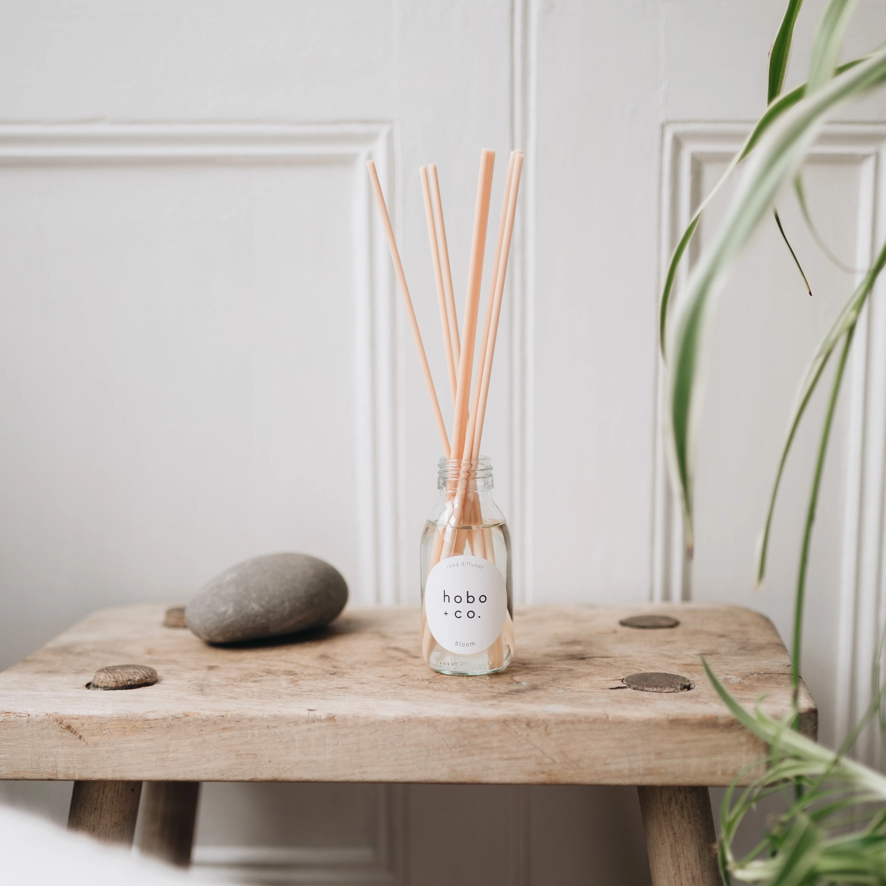 Bloom Aromatherapy Essential Oil Scented Reed Diffuser - Image 2