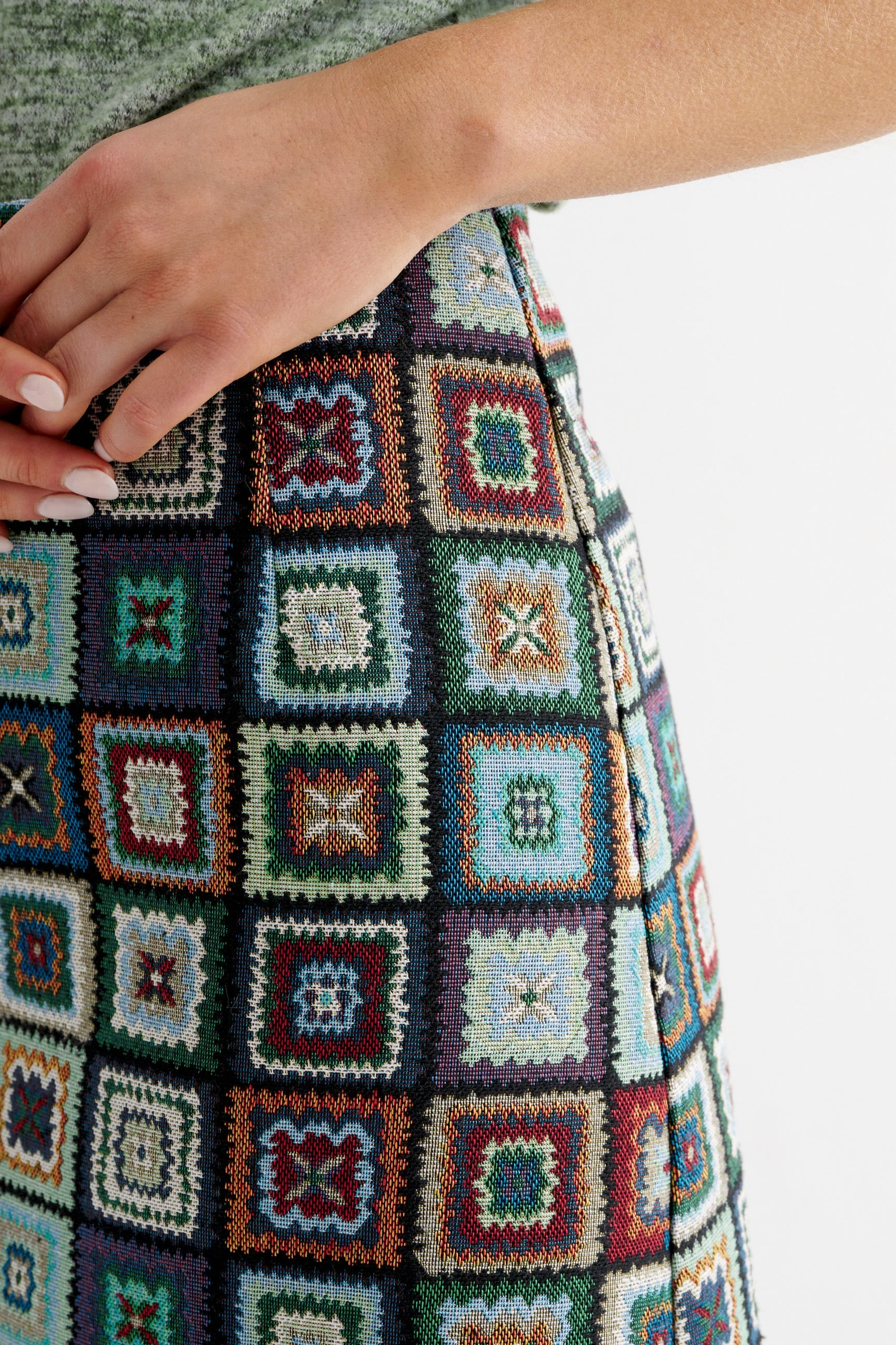 Buffy 70's Patch Jacquard Midi Skirt - Image 5