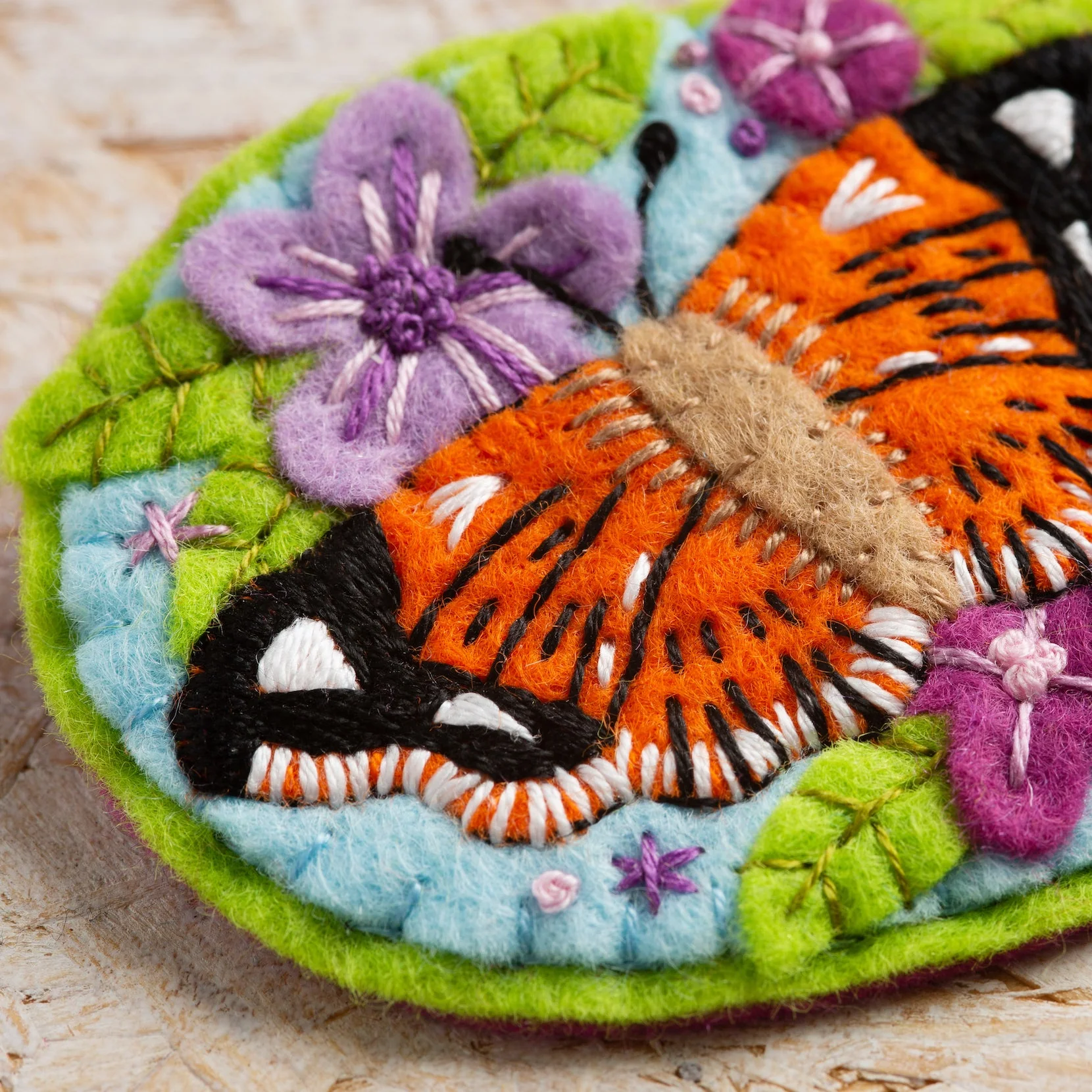 Butterfly Felt Craft Brooch Kit for Beginners - Image 3