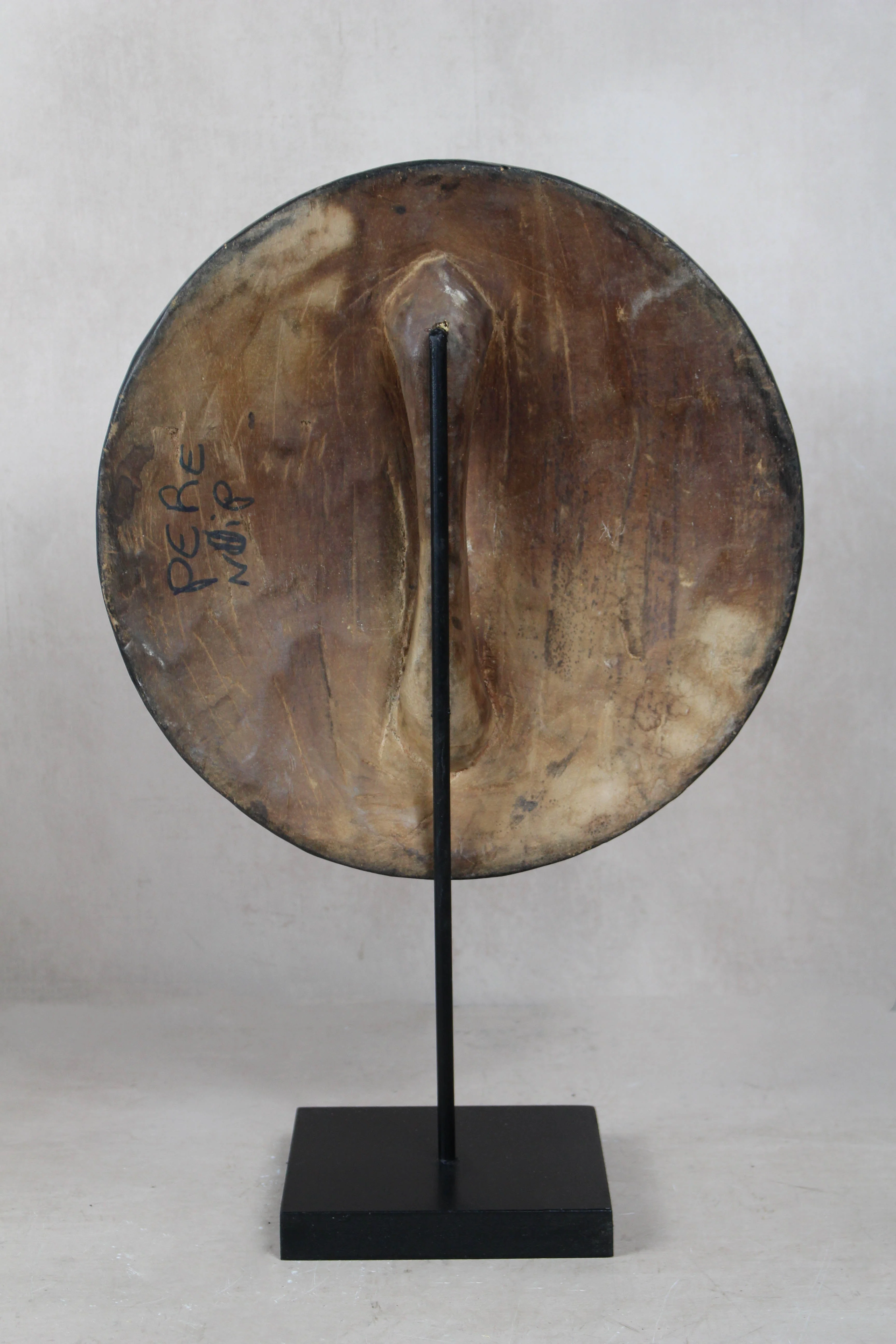 Cameroon Shield Round - 160.5 - Image 4