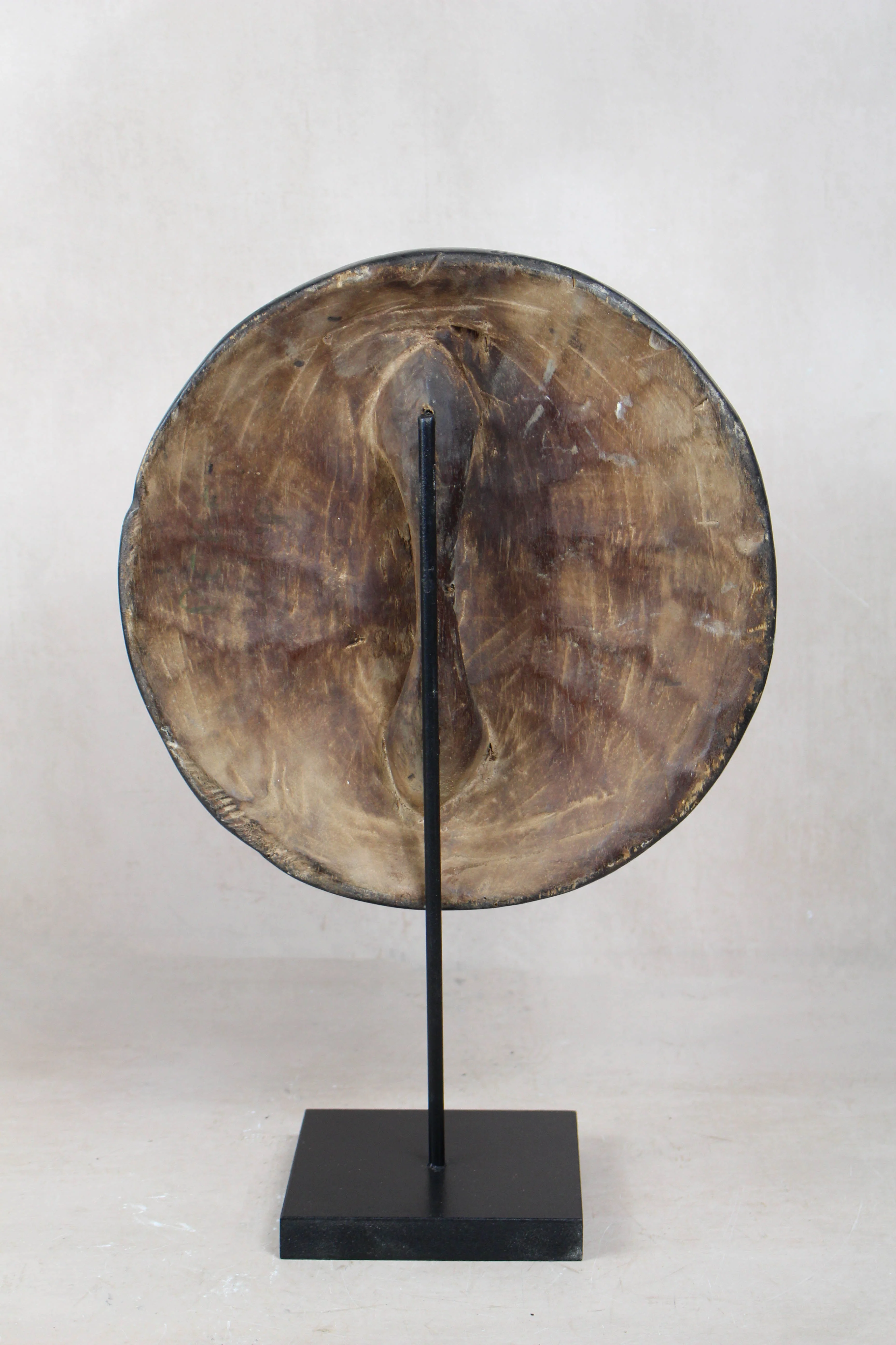 Cameroon Shield Round - 160.7 - Image 4