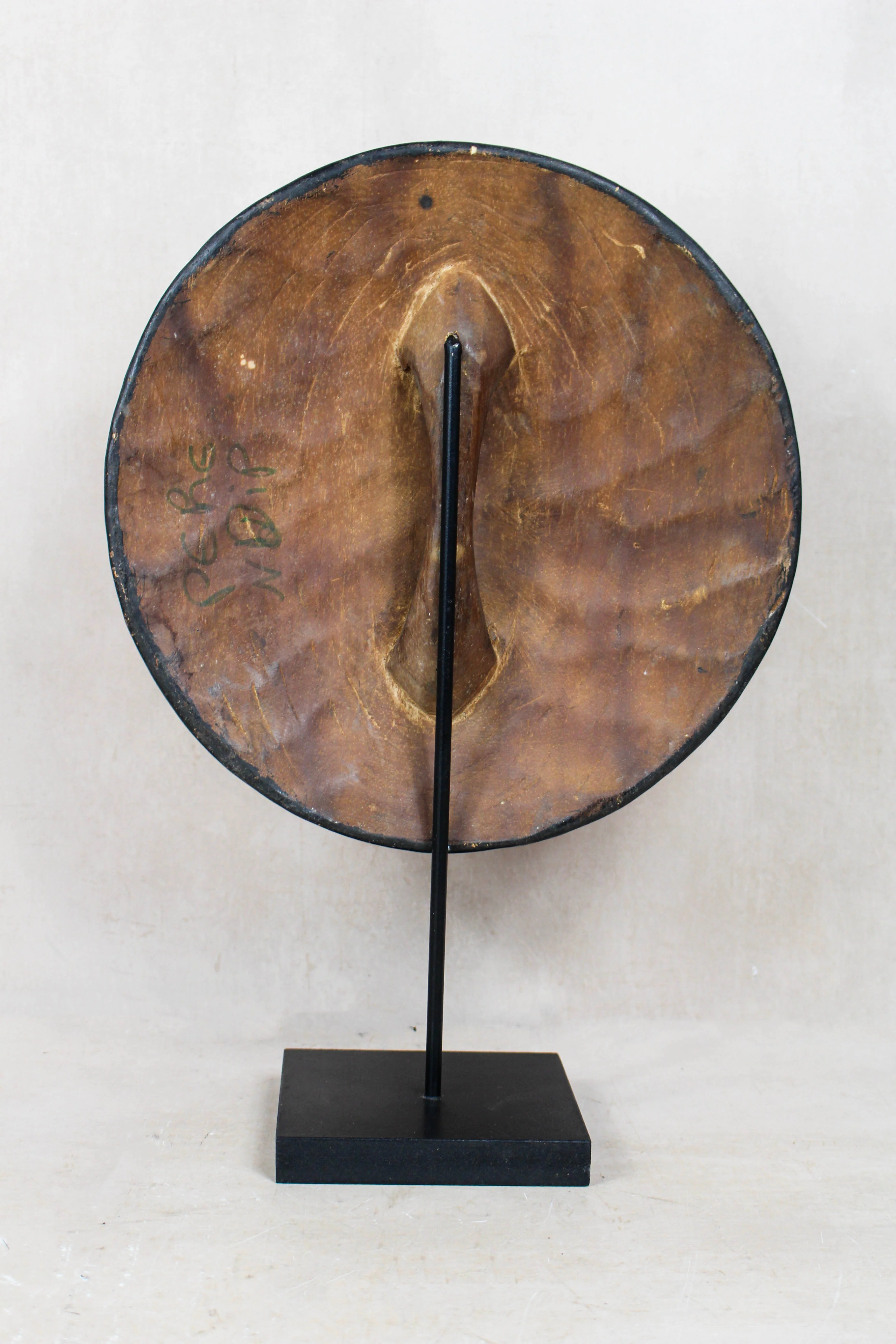 Cameroon Shield Round - 160.9 - Image 4