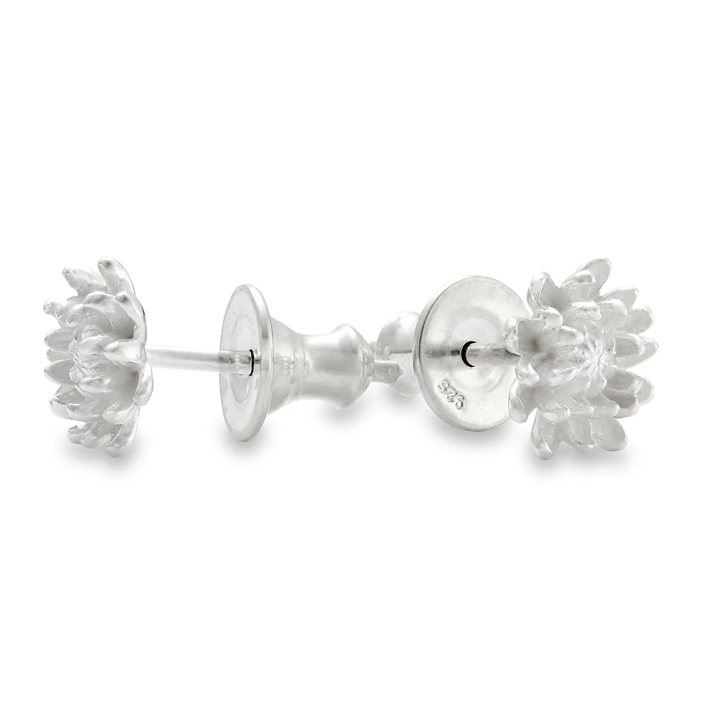 Chrysanthemum Flower Silver Stud Earrings - Image 4