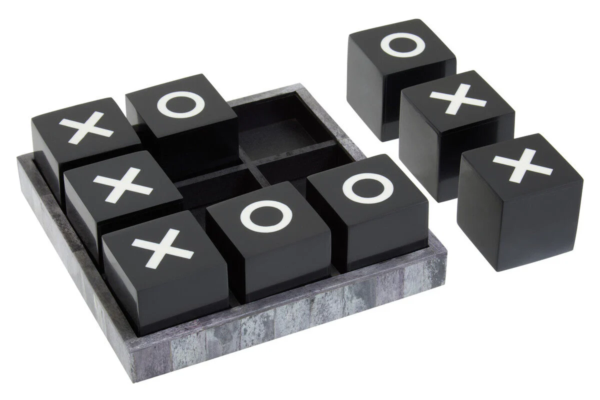 Churchill Games Black and White Noughts and Crosses - Image 3