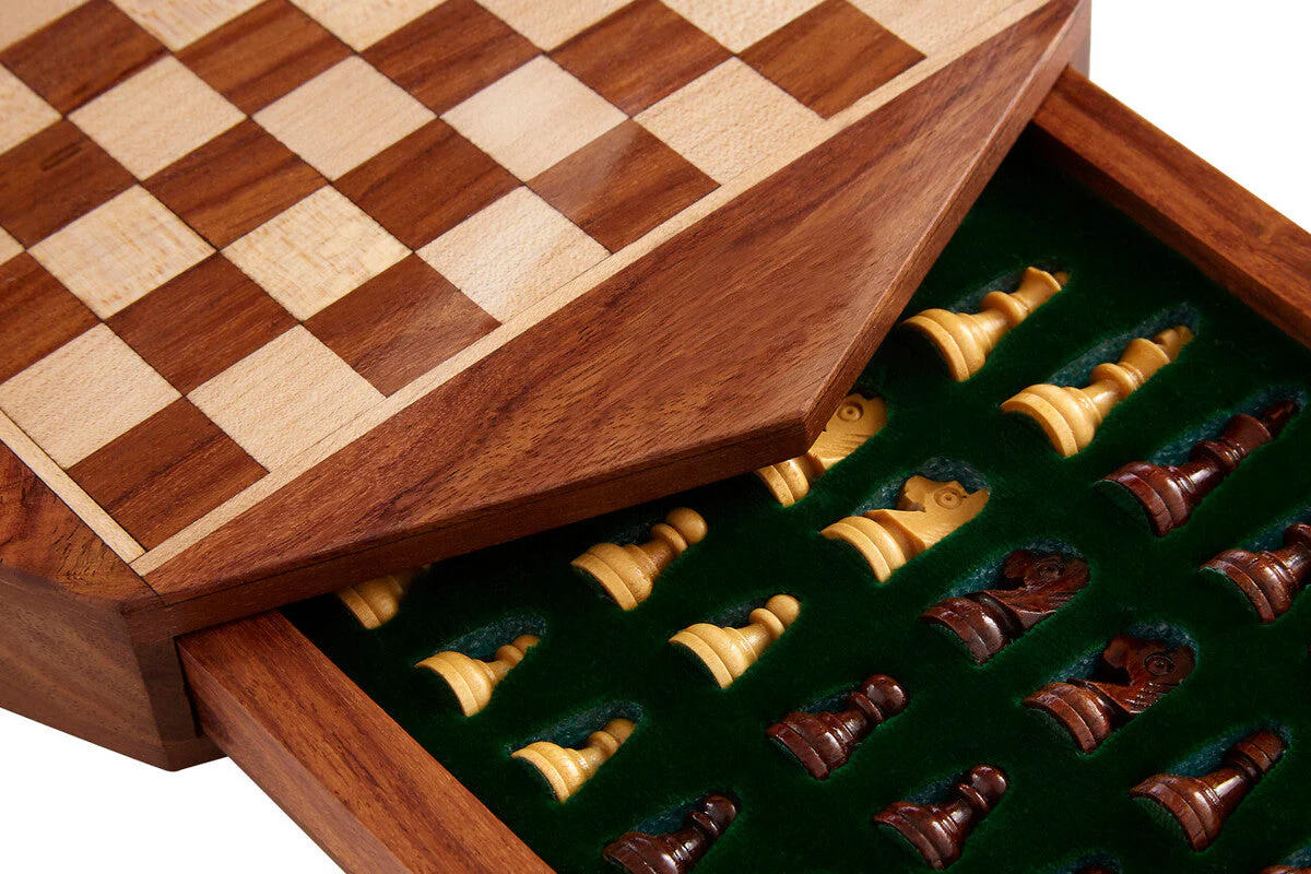 Churchill Games Octagonal Magnetic Chess Game - Image 5