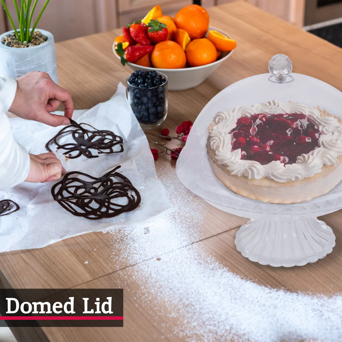 Faye Clear Acrylic Cake Stand With Dome - Image 3