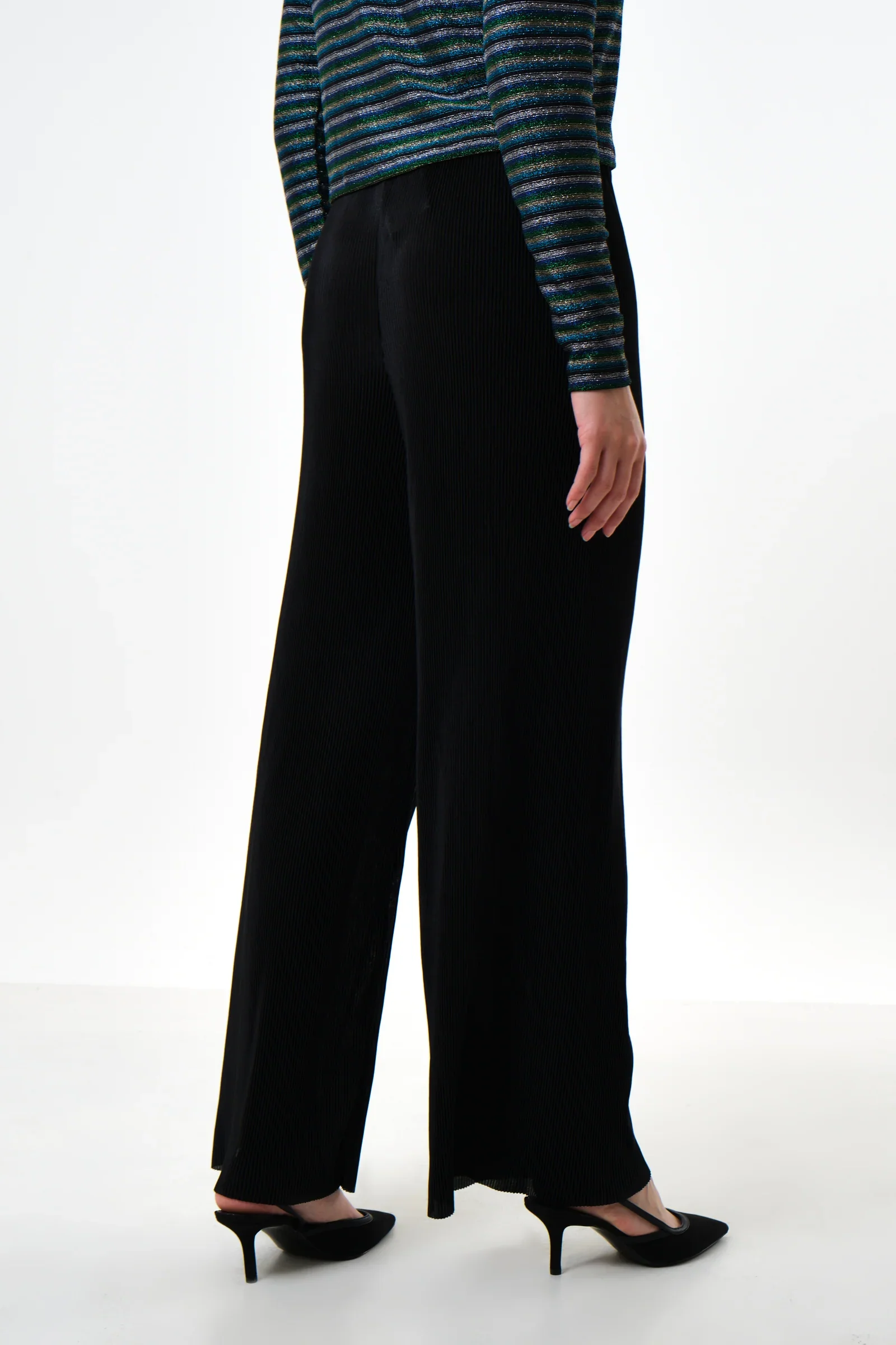 Clothide Pleated Wide Leg Trousers - Black - Image 2