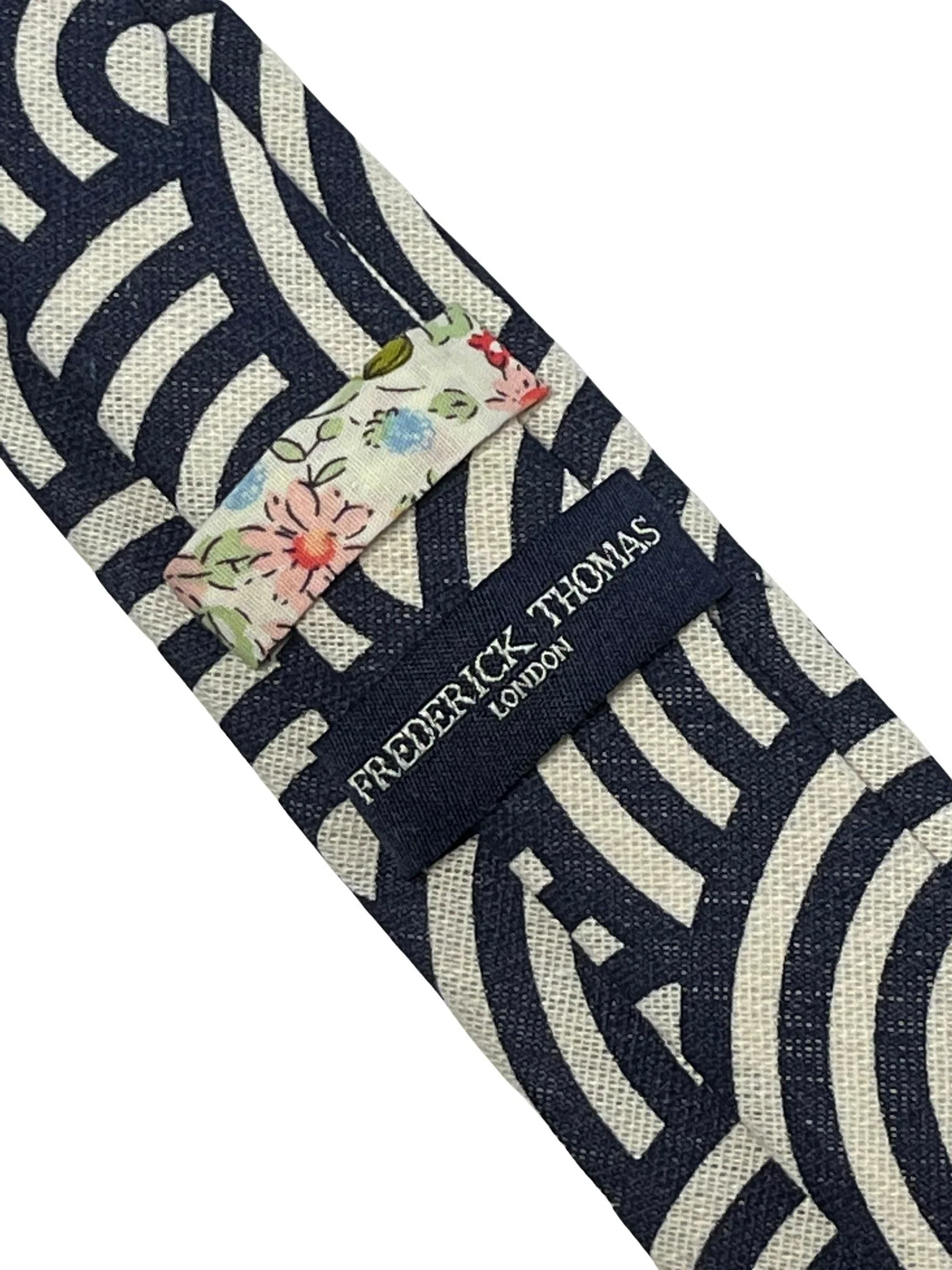 cream and navy blue rainbow design cotton mens tie - Image 3