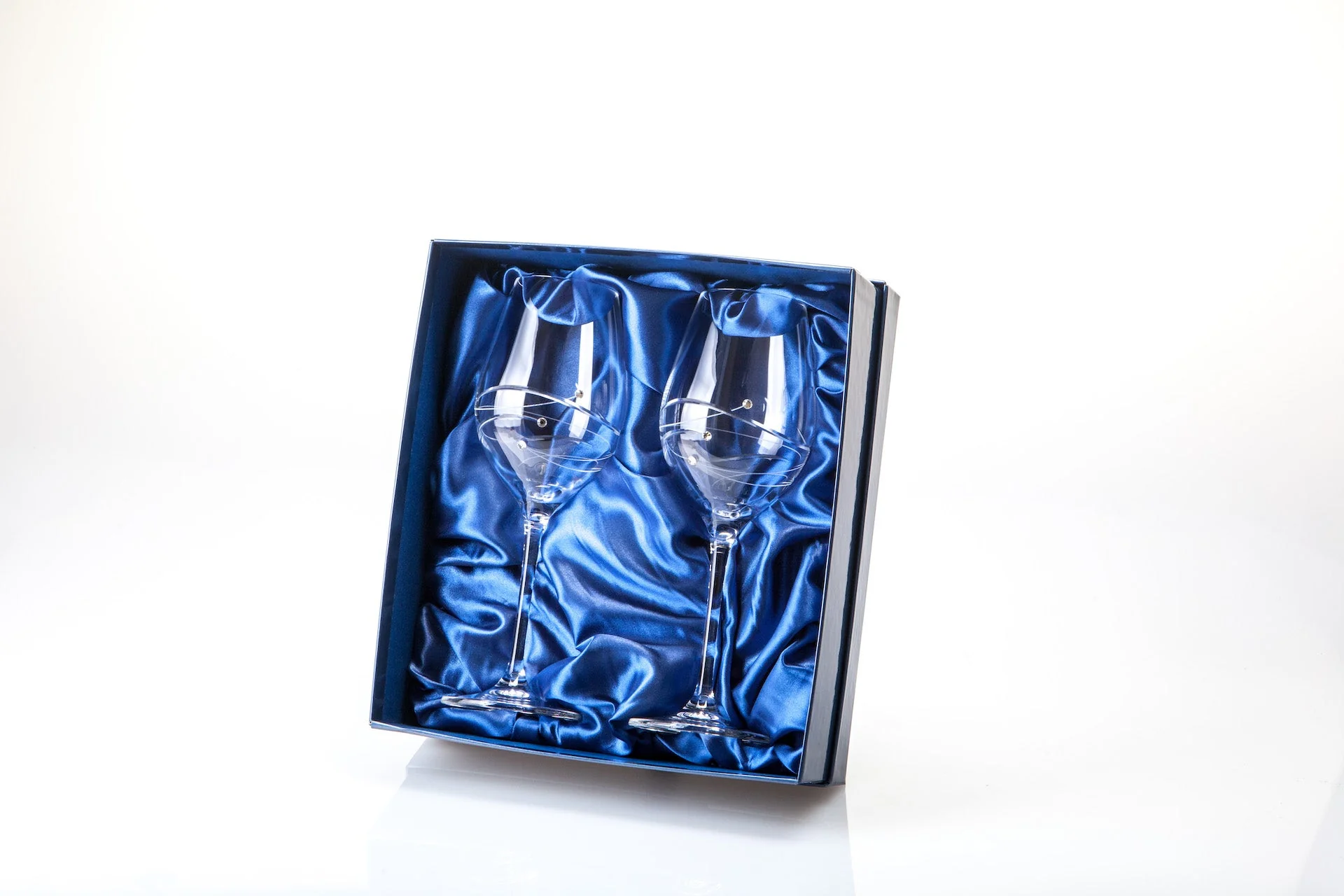 Diamante Wine Glasses with Spiral Design Cut - Set of 2 - In Gift Box - Image 2