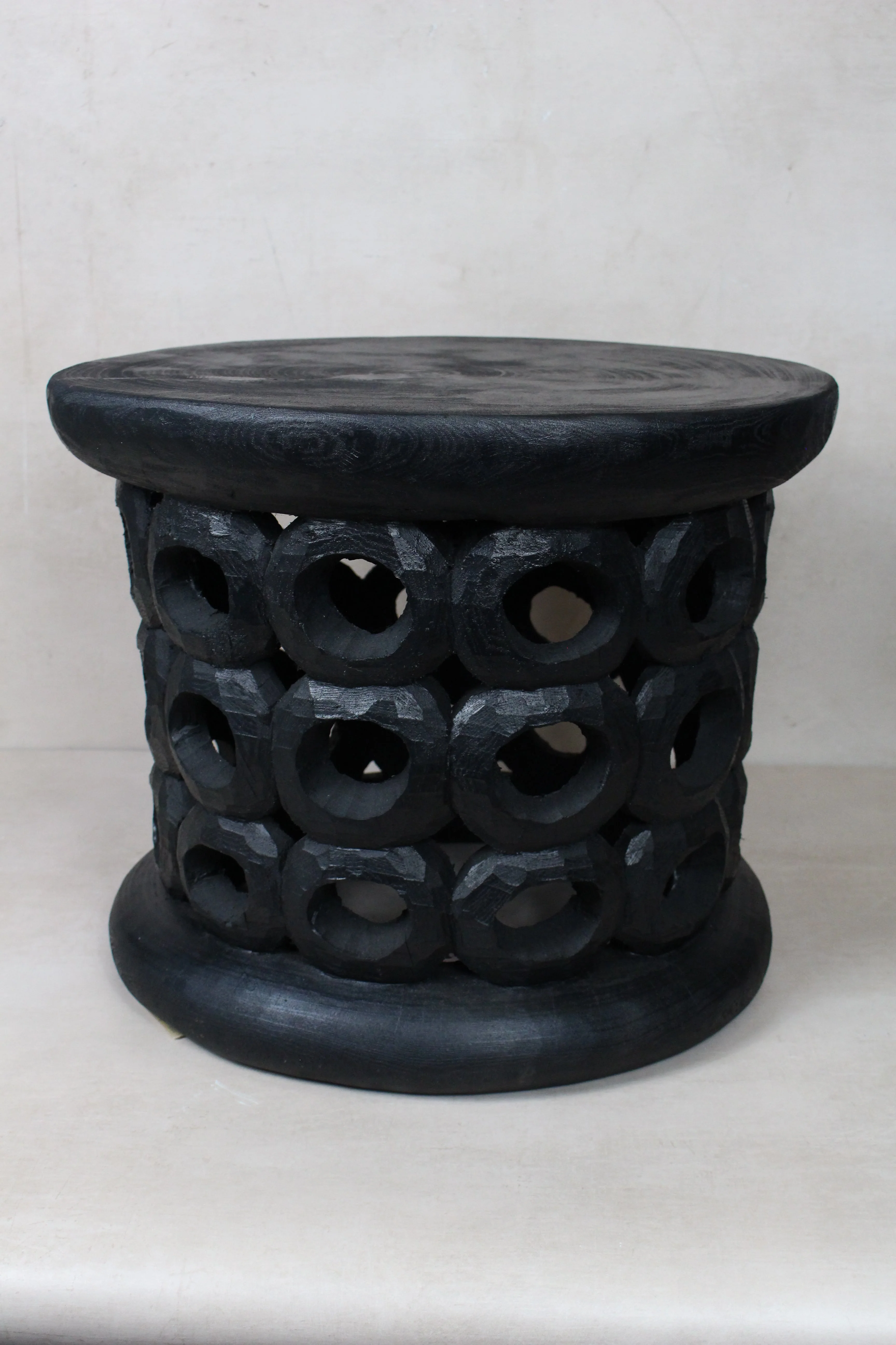 Donut Bamileke Table - Black - 137.2 - Image 3