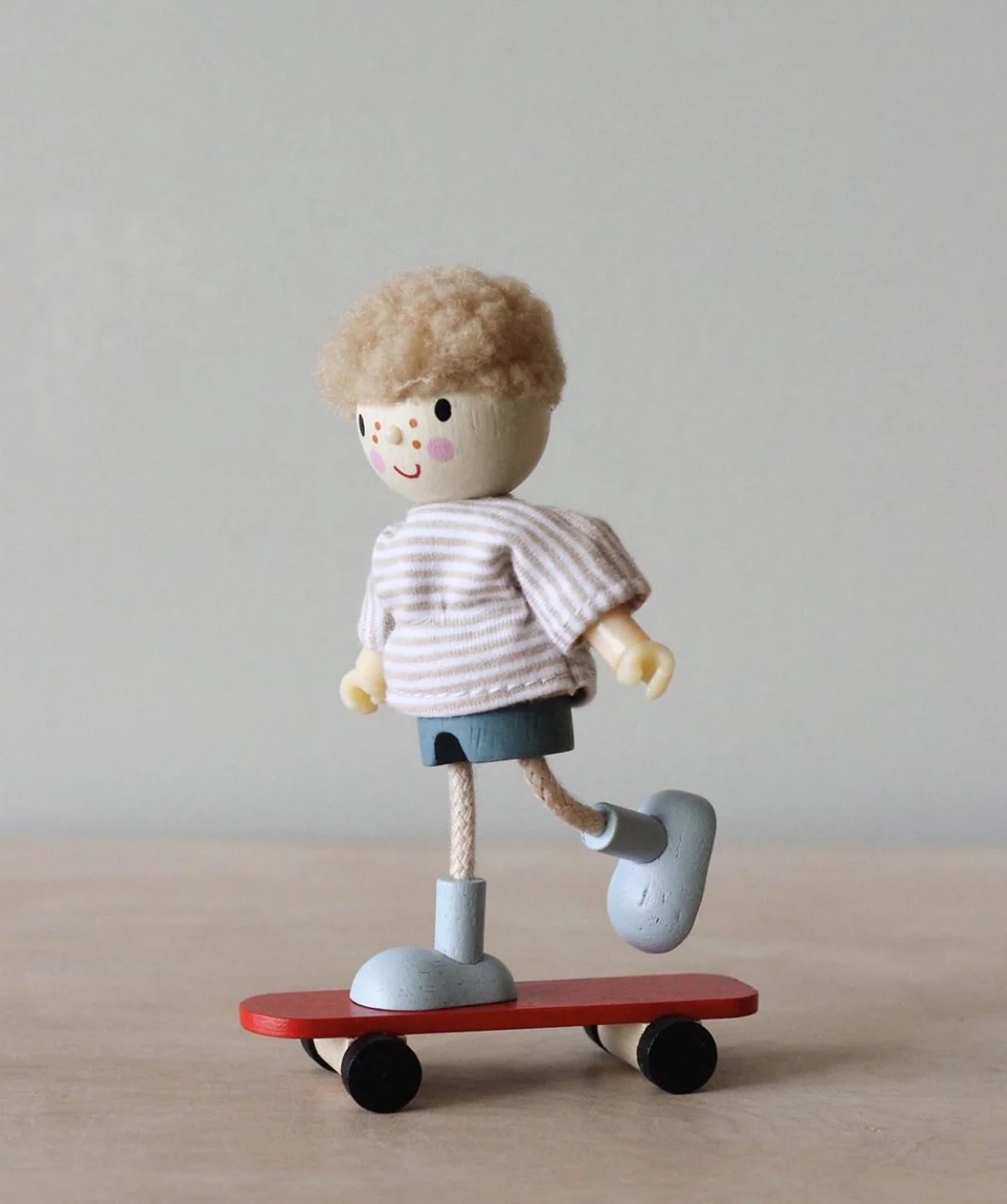 Edward And His Skateboard - Image 7
