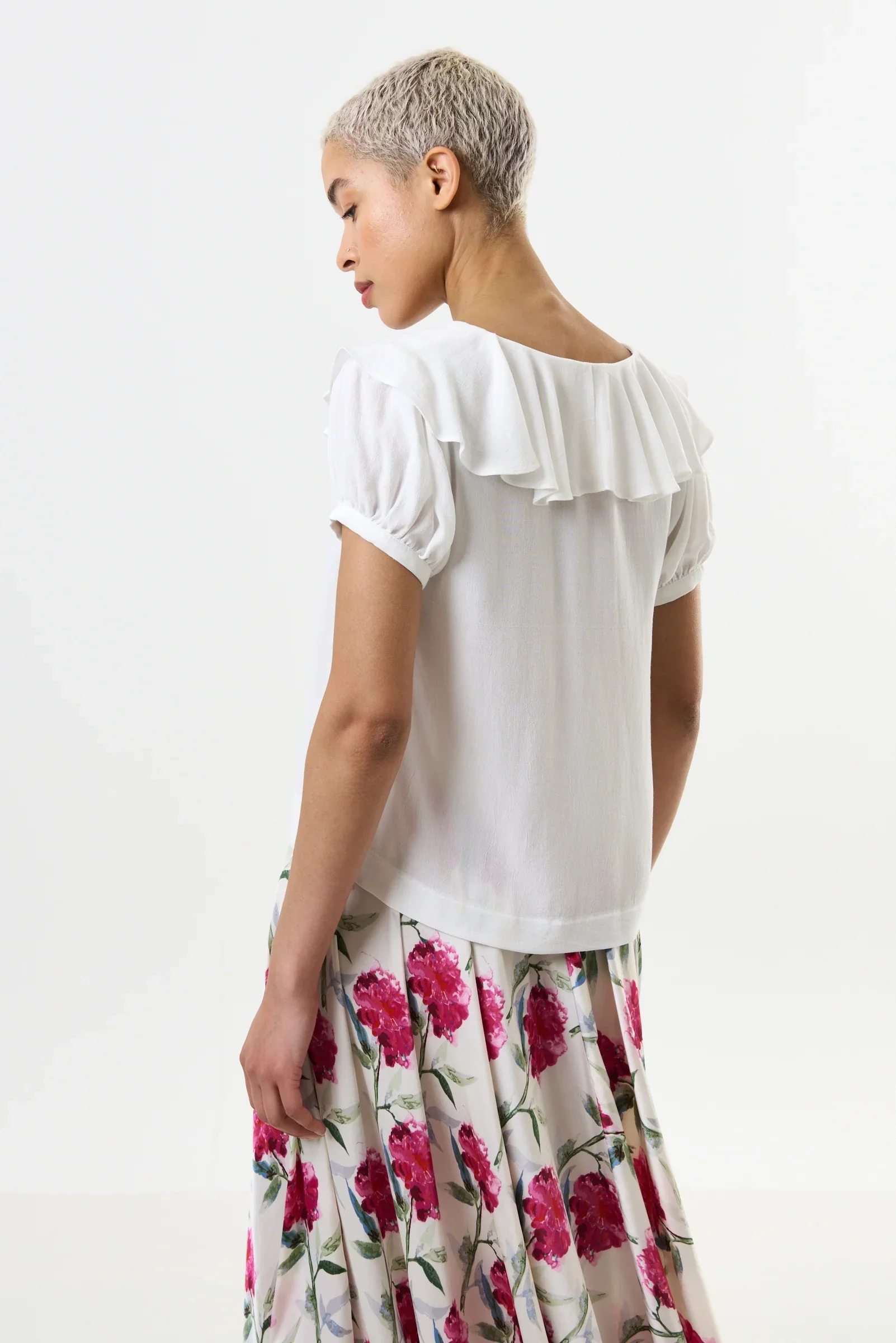 Eloise Moss Crepe Frill Collar Blouse - Off White - Image 2