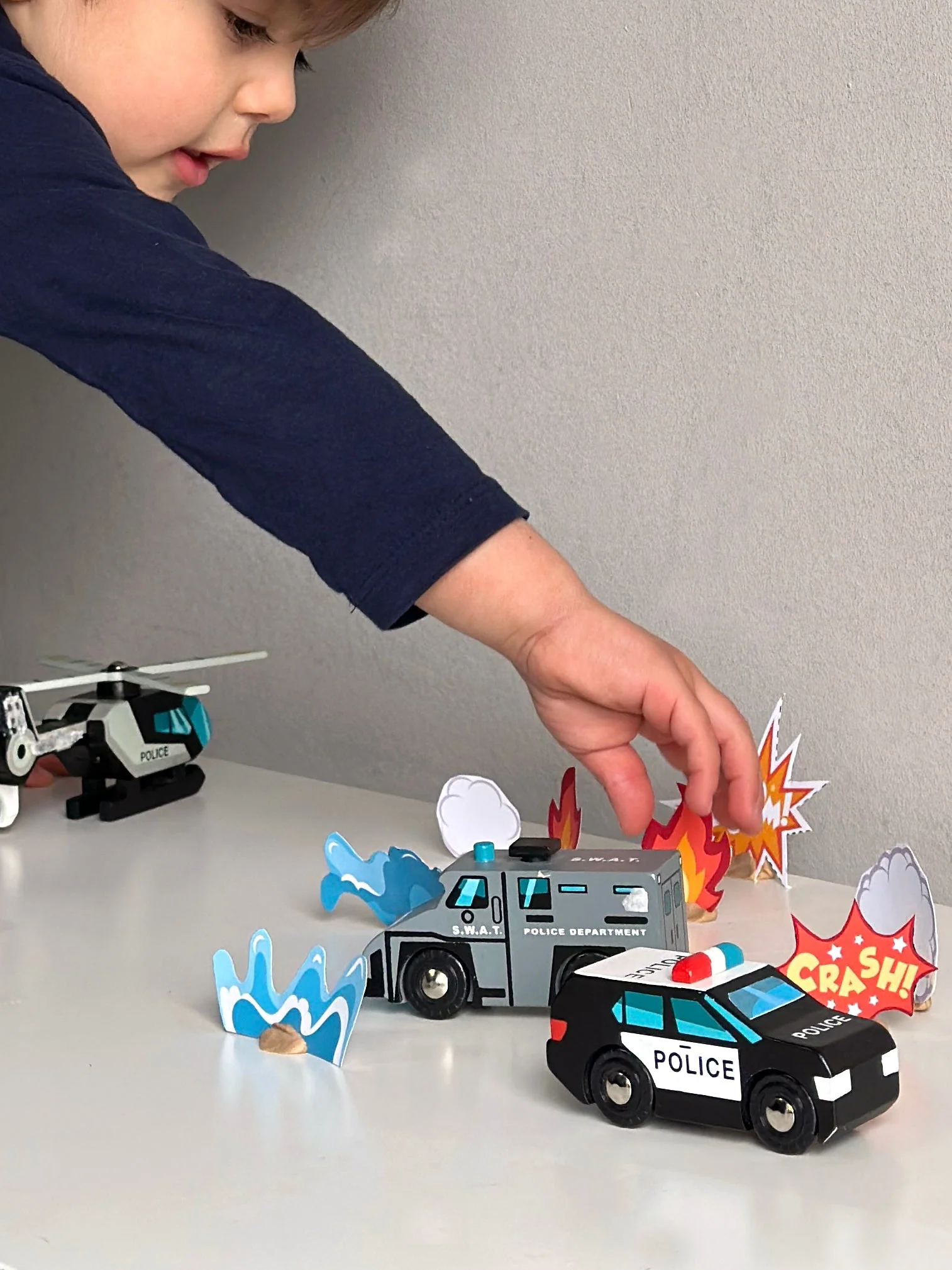 Emergency Vehicles - Image 7