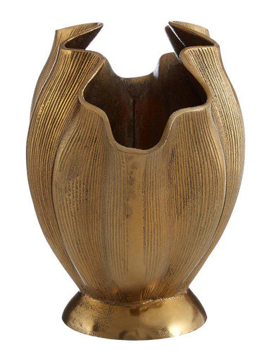 Estrella Small Gold Finish Fluted Vase - Image 5