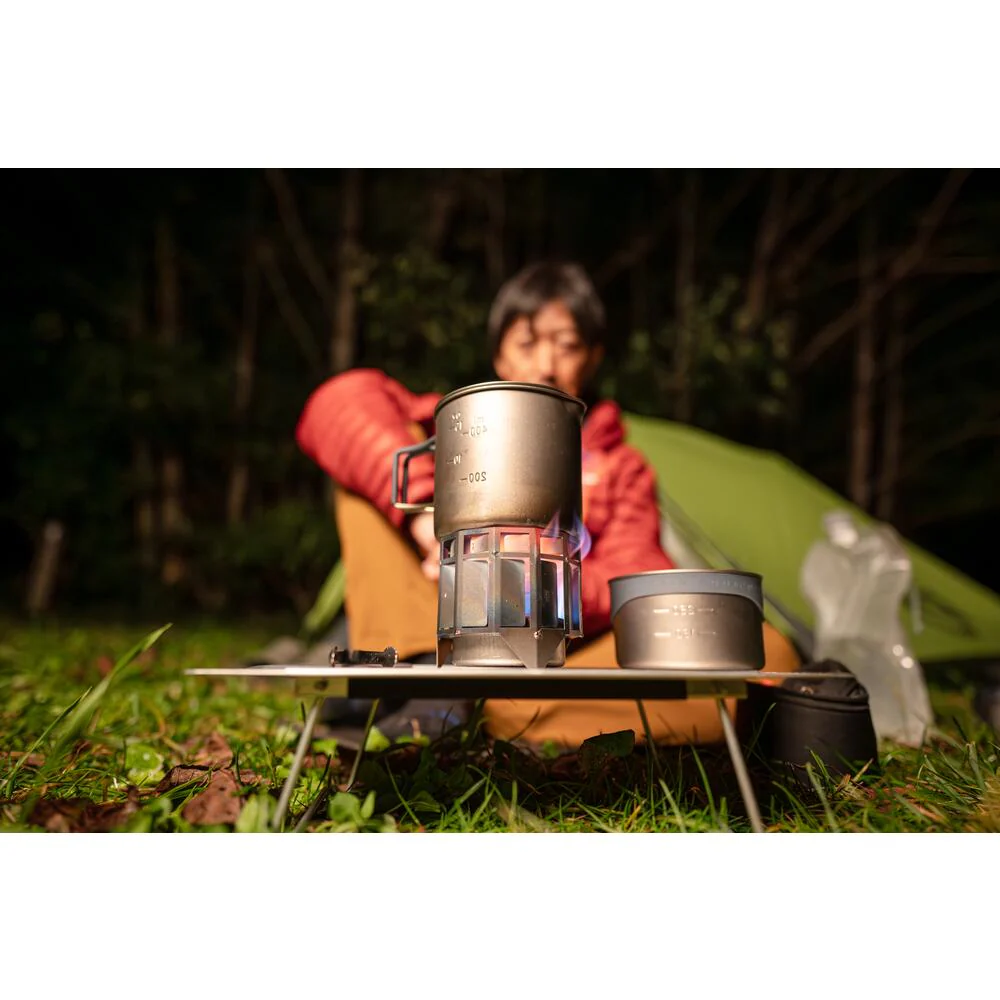 EVERNEW Alupolic Table - 'Light' - Image 6