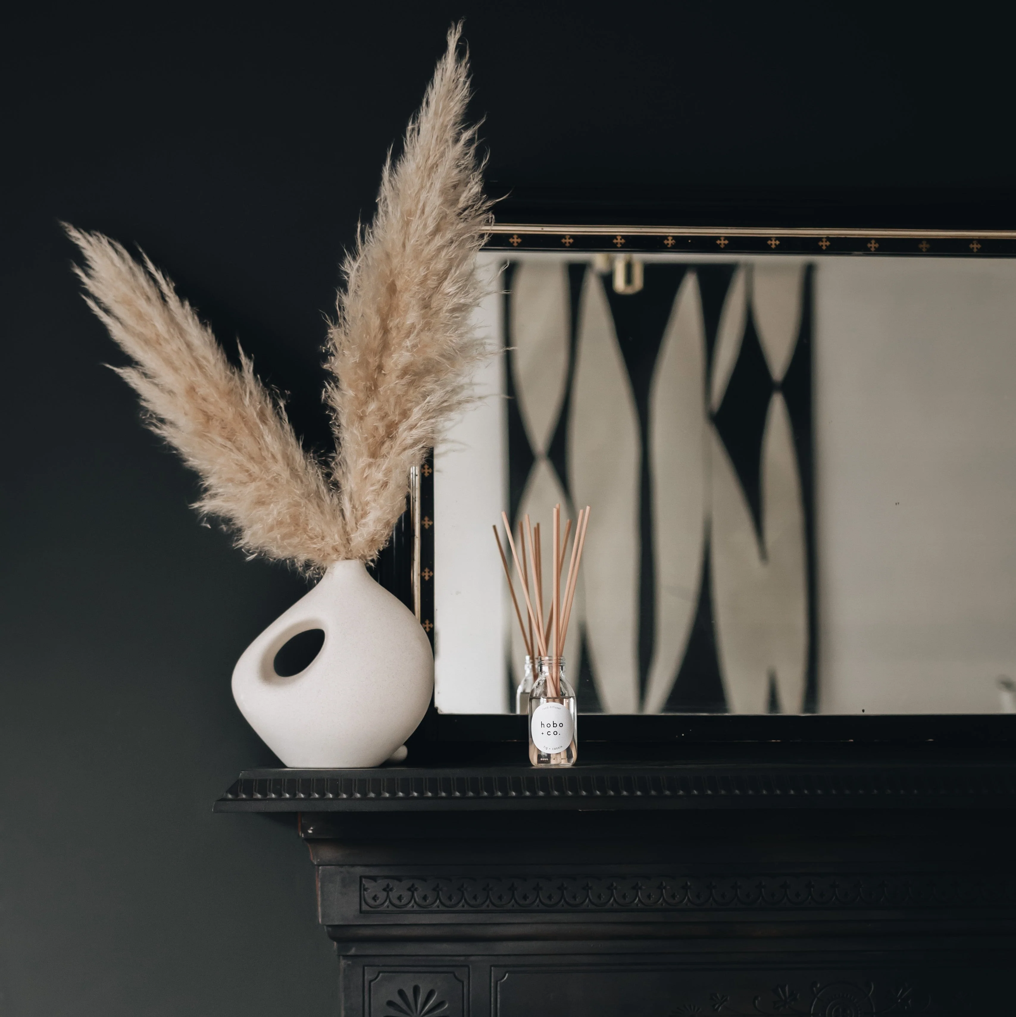 Fig and Cassis Reed Diffuser - Image 4