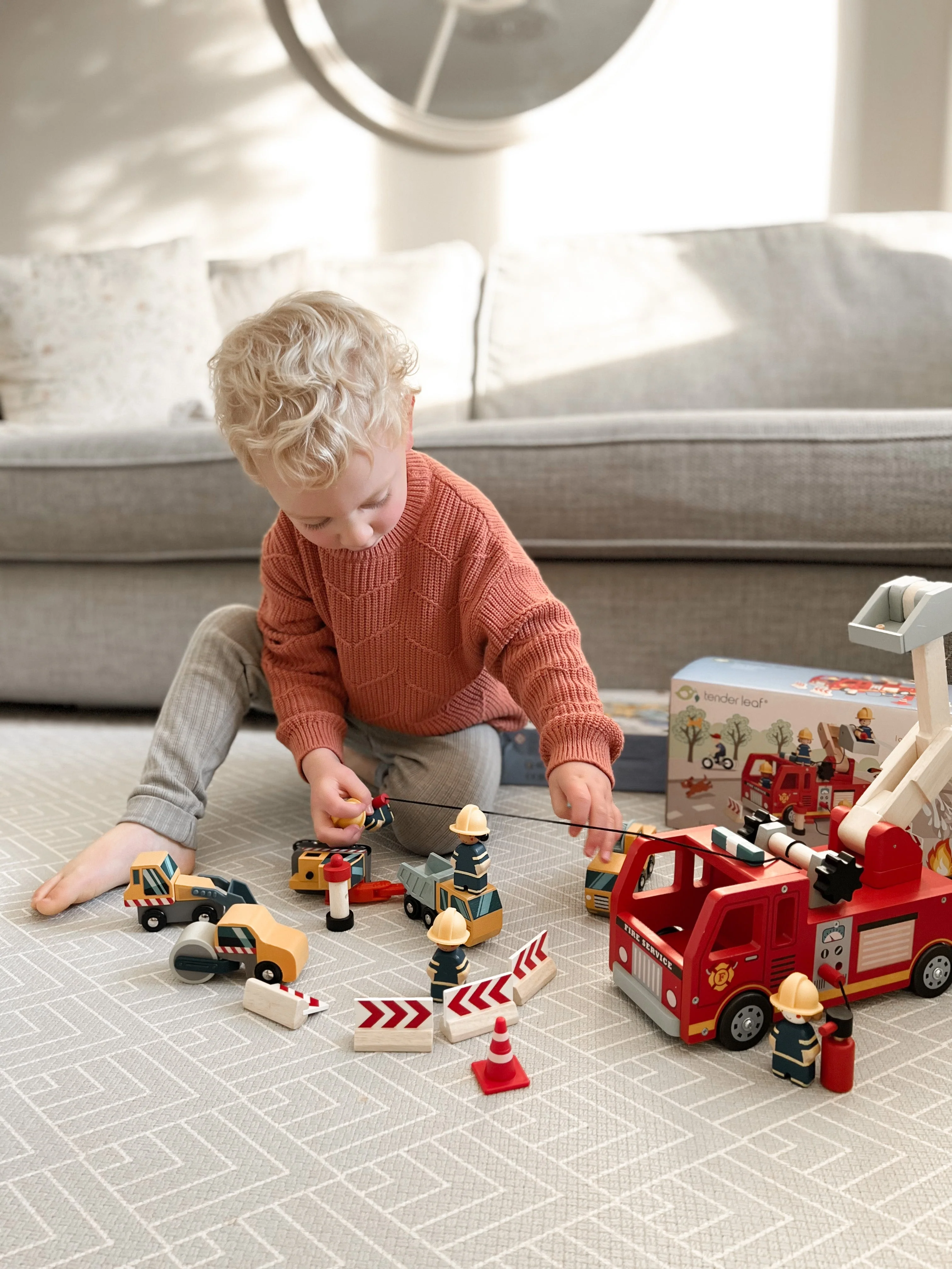 Fire Engine - Image 5