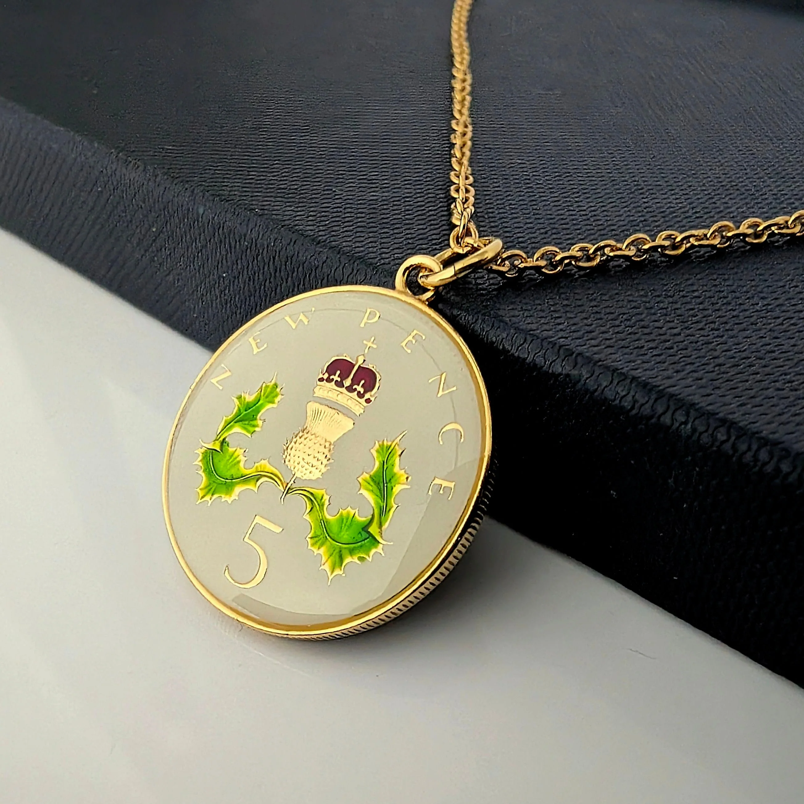 Five Pence (1968-1989) - Enamelled Coin Necklace - Image 5