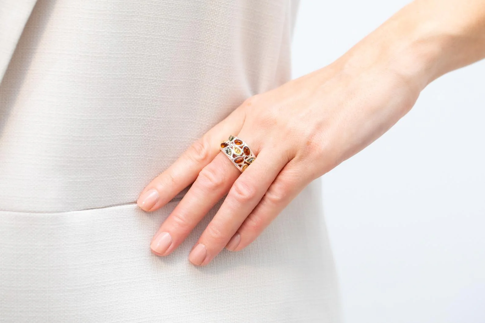 Floral Multicolour Amber Cuff Ring - Image 7