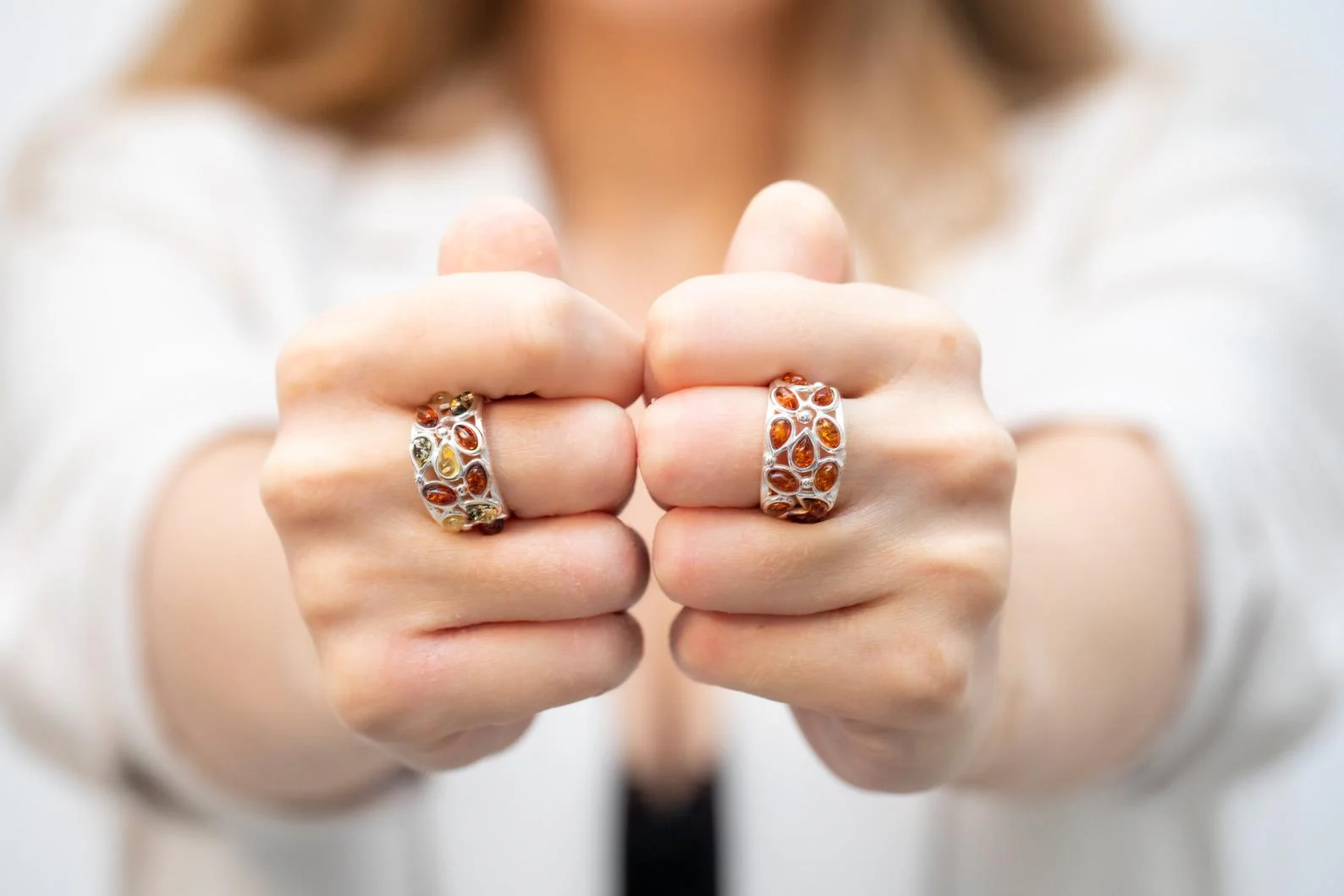 Floral Multicolour Amber Cuff Ring - Image 8