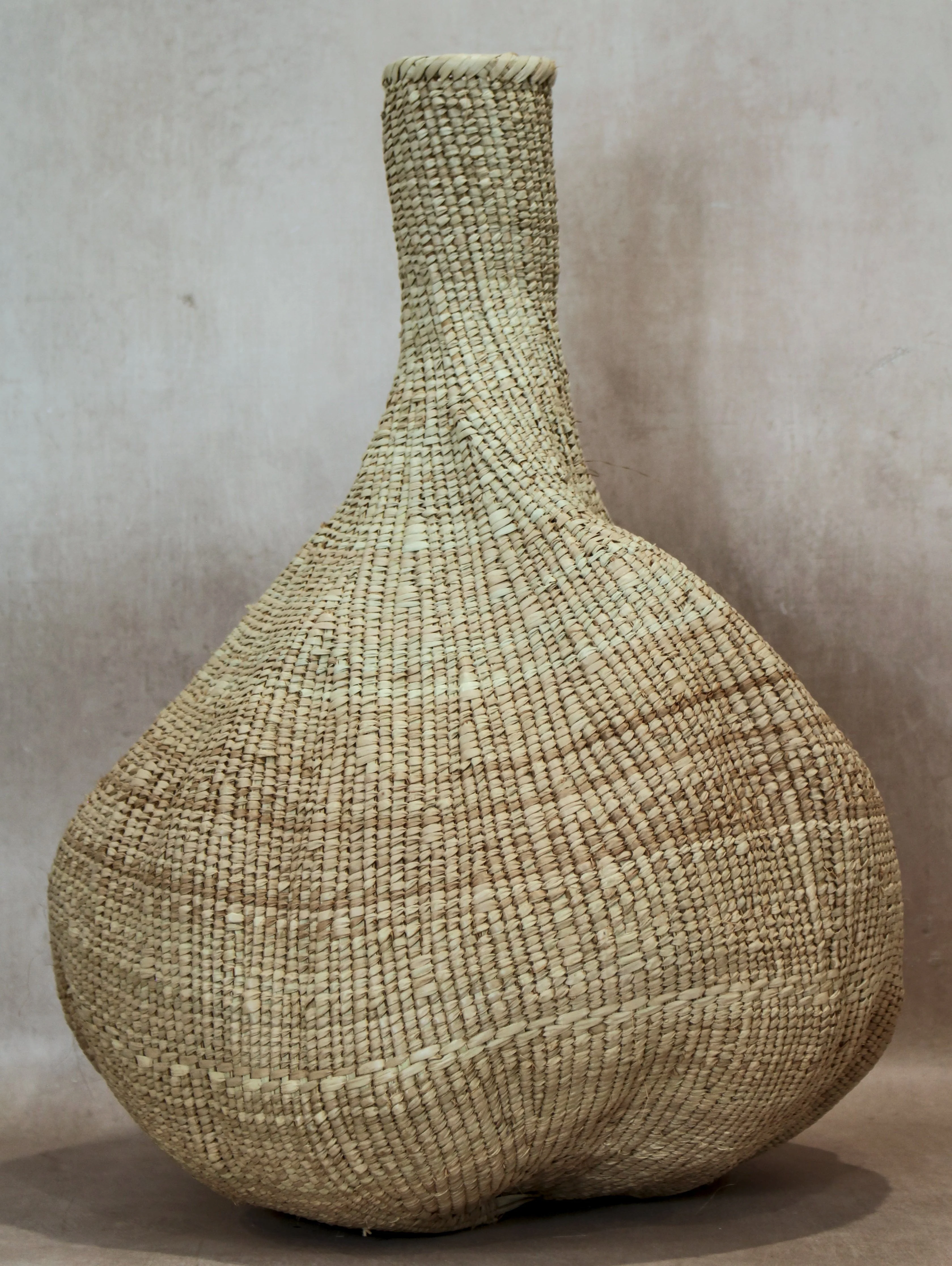 Garlic Gourd woven basket - Zimbabwe - 126.4 - Image 2