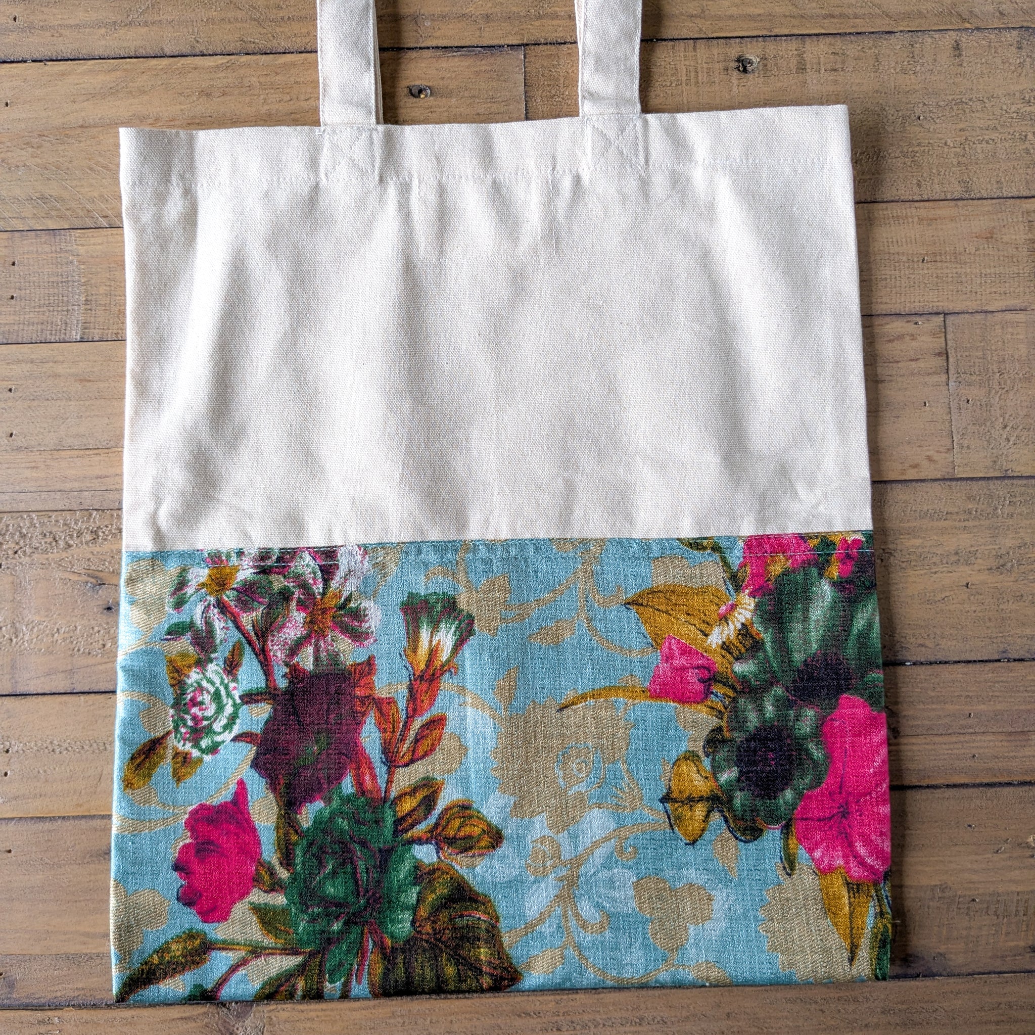 Half sari, half cotton tote bag, ethically handmade in India - Image 2