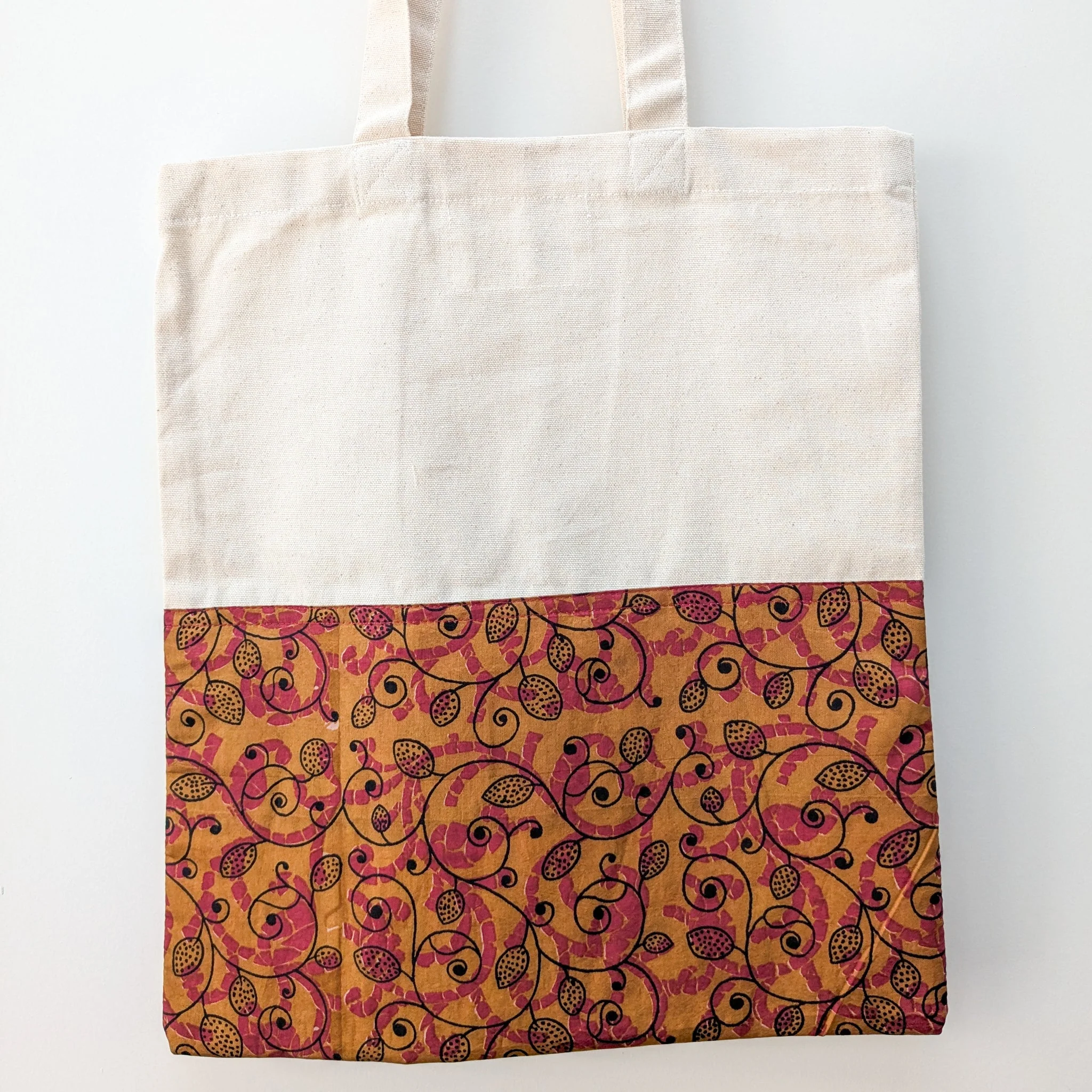 Half sari, half cotton tote bag, ethically handmade in India - Image 4