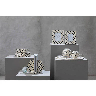 Harlo Ivory and Black Set of 2 Bookends - Image 4