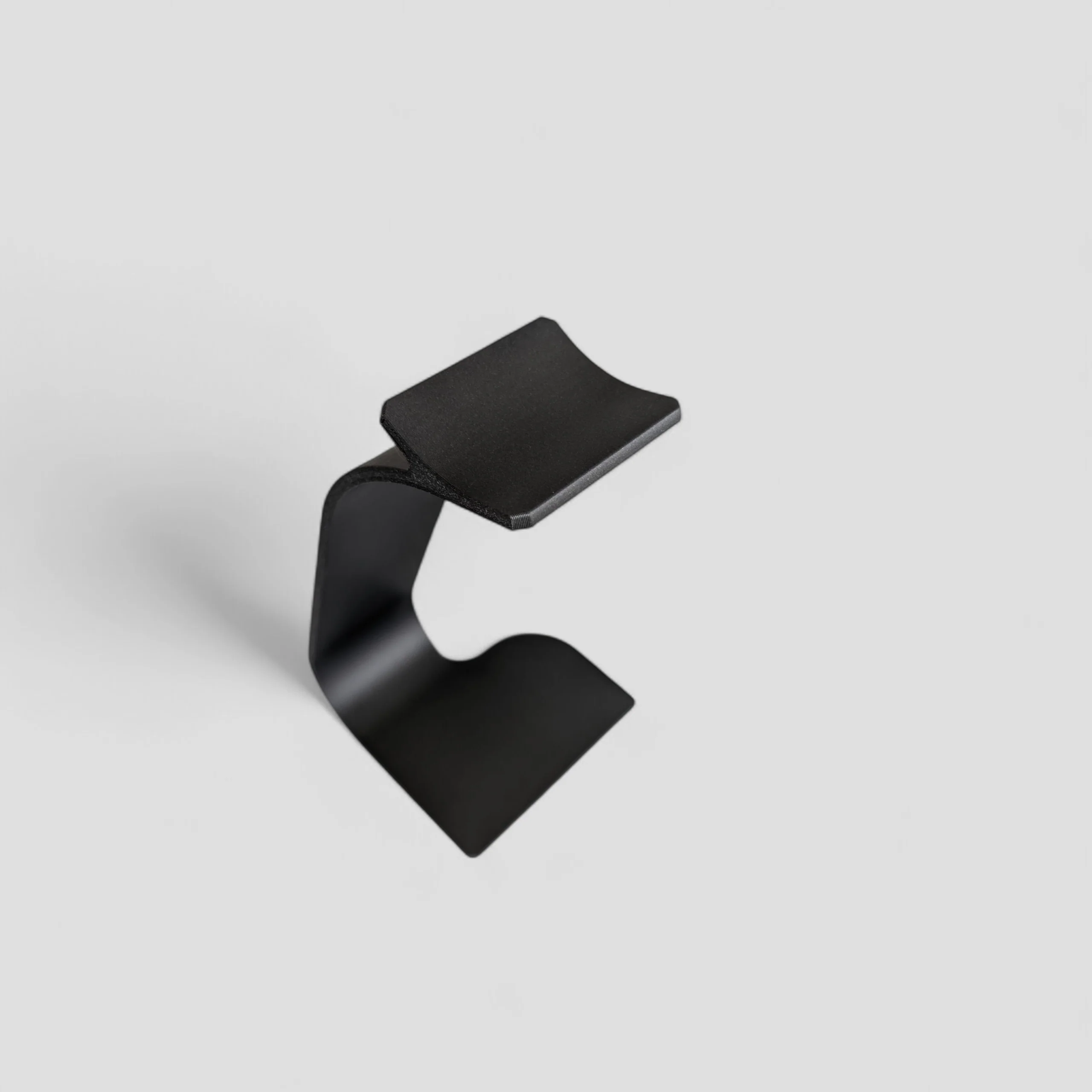 Headphone Stand Swing - Modern Cantilevered Design (For All Headphone Sizes) - Image 4