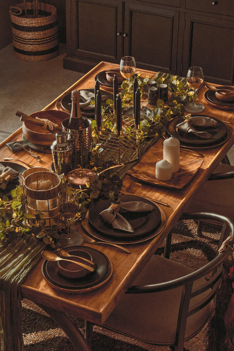 Hygge Black Stoneware Dinner Plate - Image 16