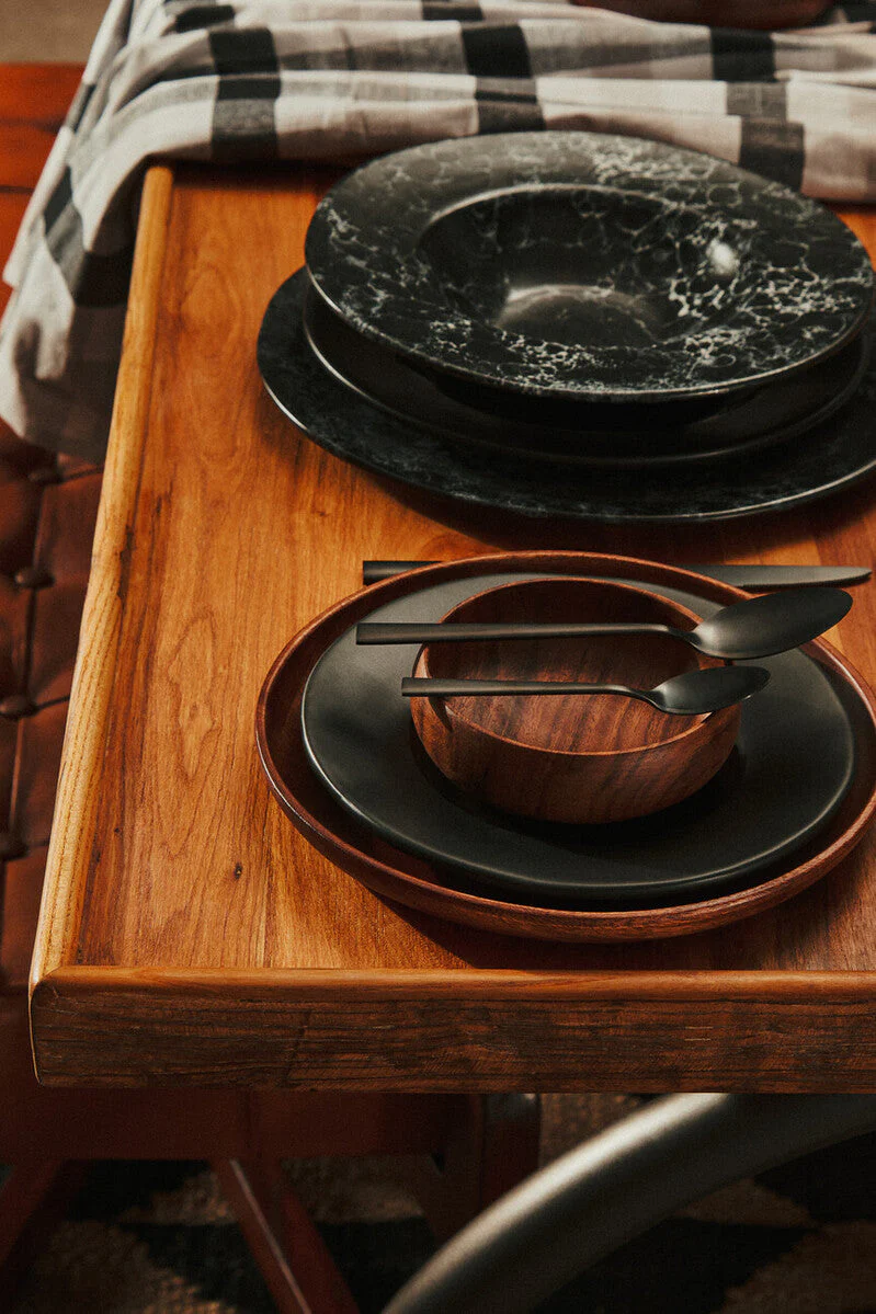 Hygge Black Stoneware Dinner Plate - Image 7