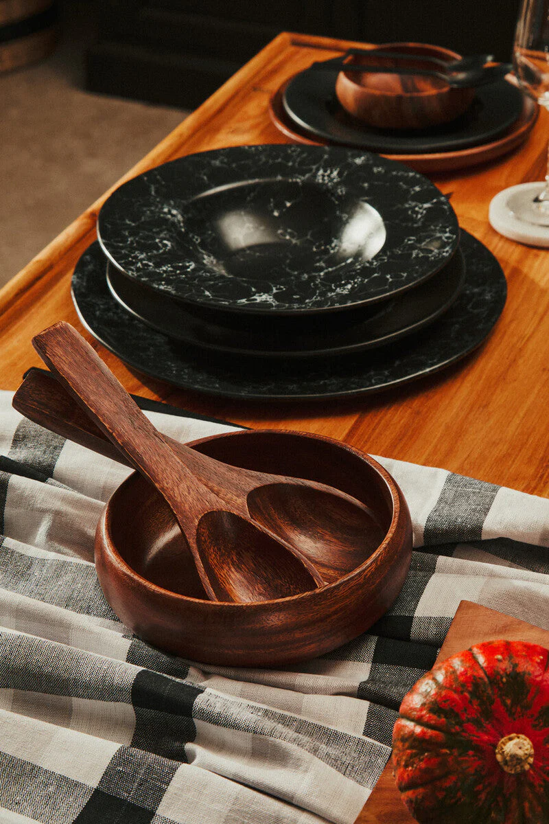 Hygge Black Stoneware Dinner Plate - Image 8