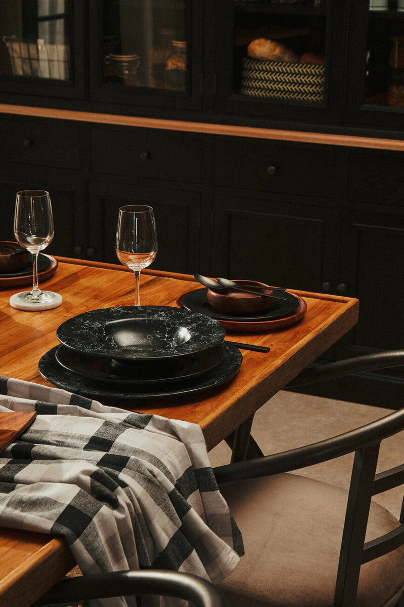 Hygge Black Stoneware Dinner Plate - Image 9