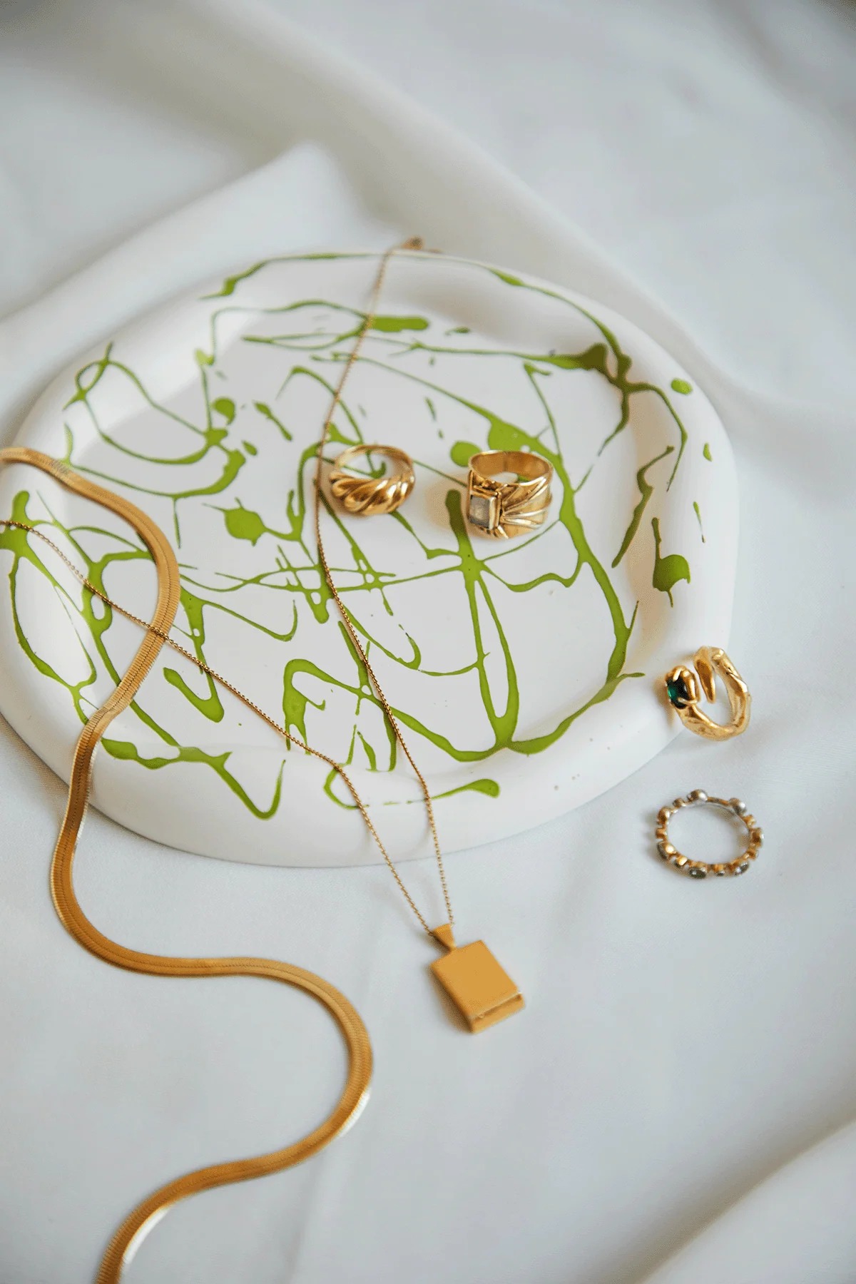 Irregular Shaped Jewellery Tray - Image 4