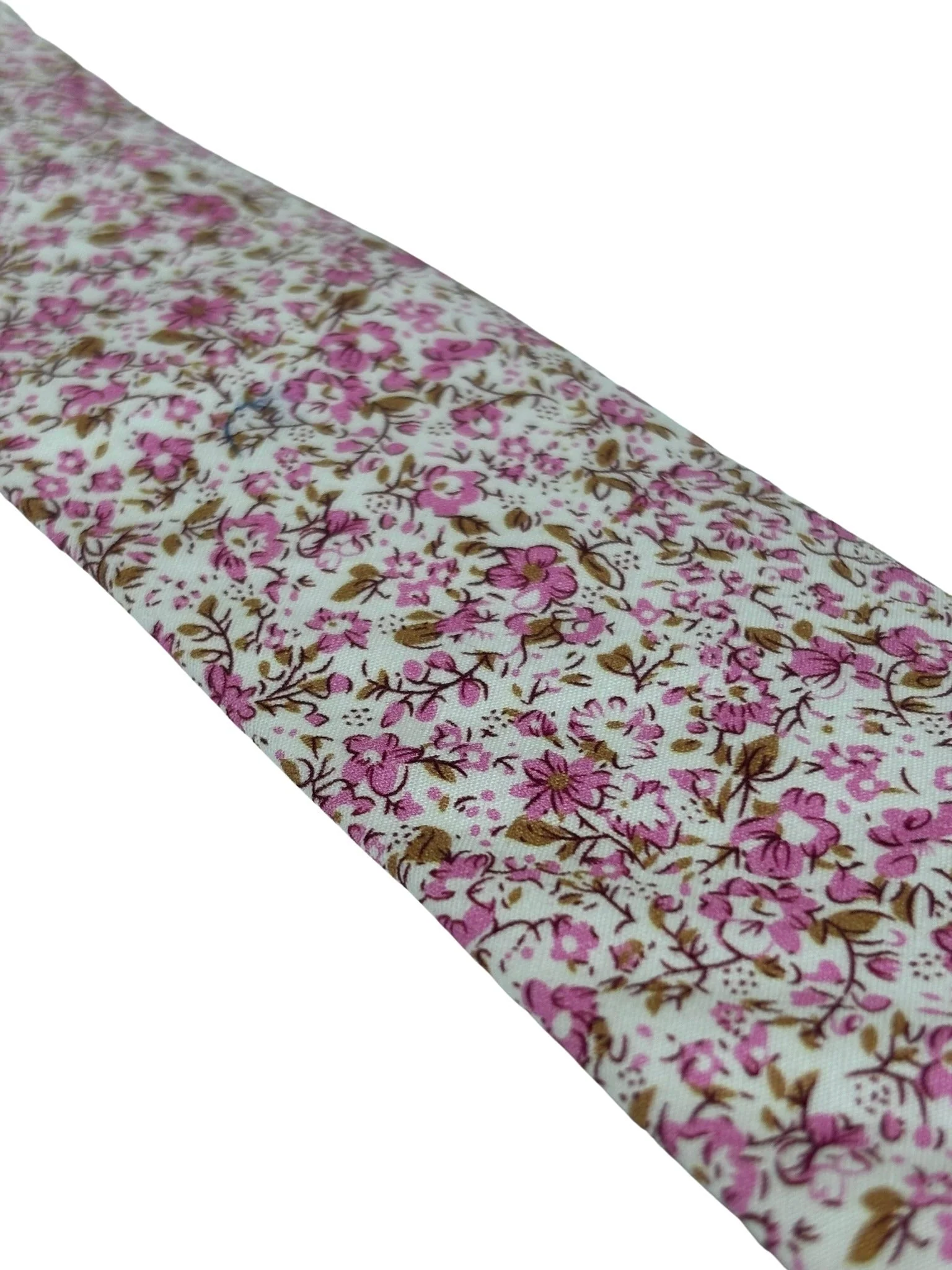 ivory cotton tie with pink English wildflower garden design - Image 3