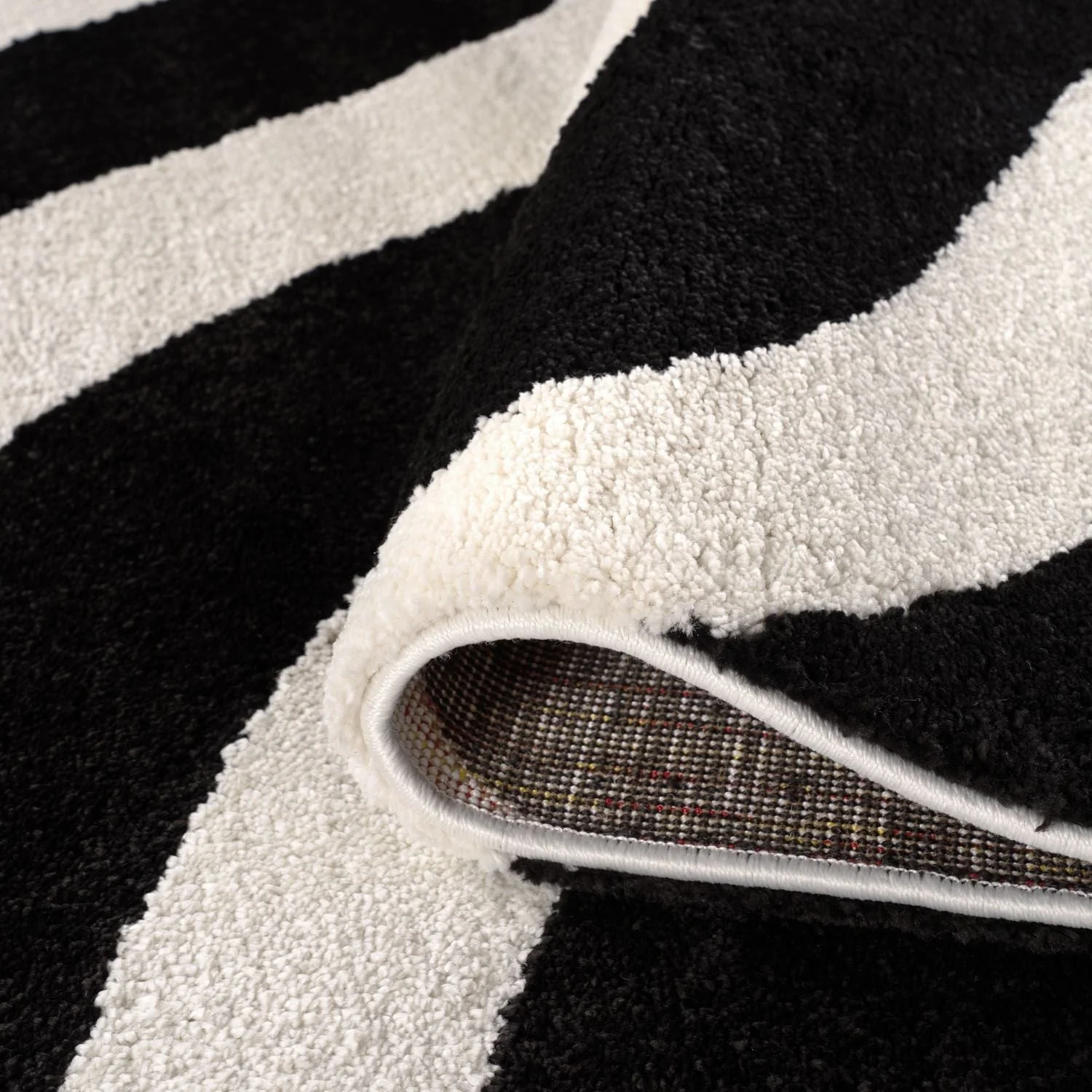Joli Wave Black & White Rug - Image 4