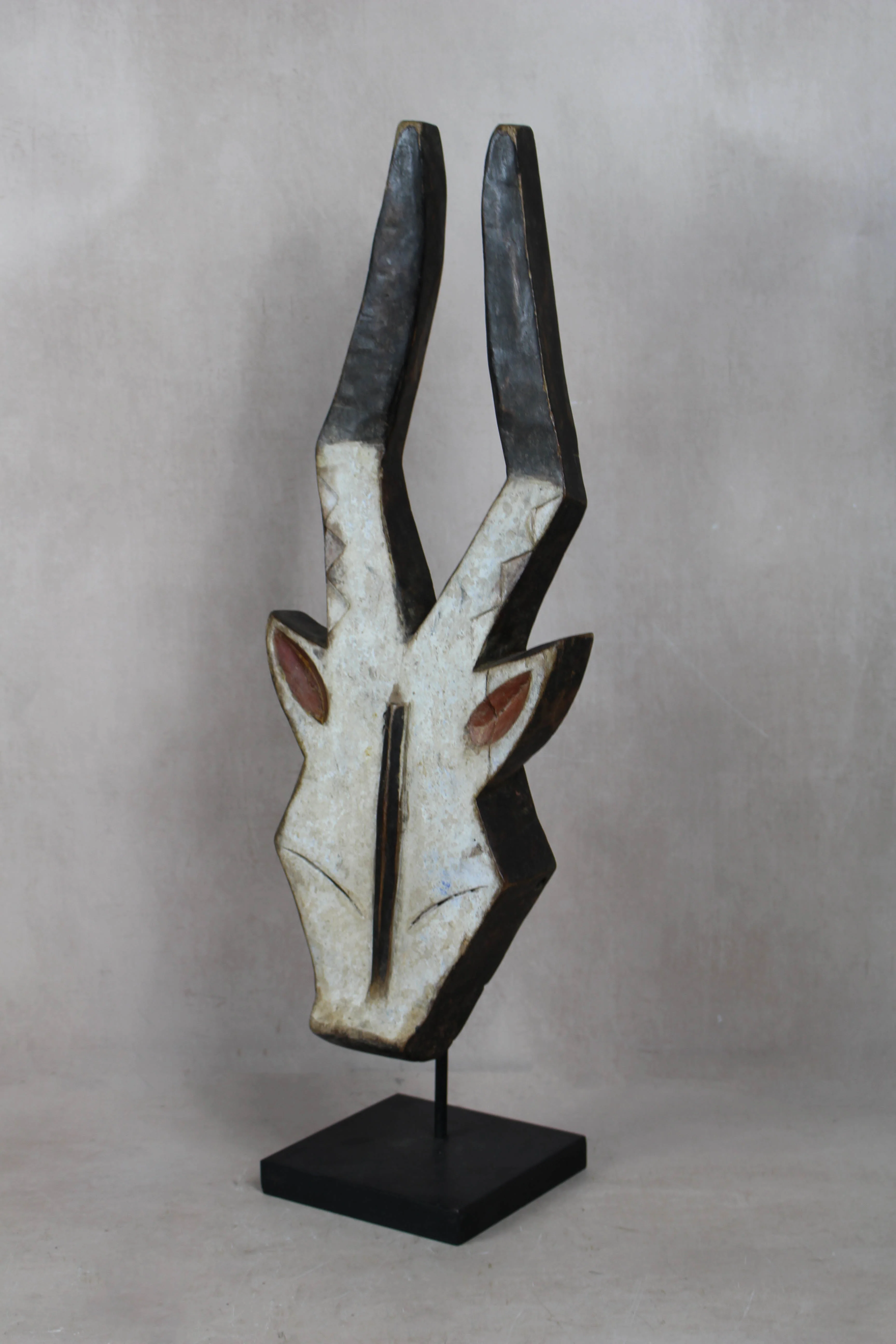 Kwele Mask - 82.1 - Image 2