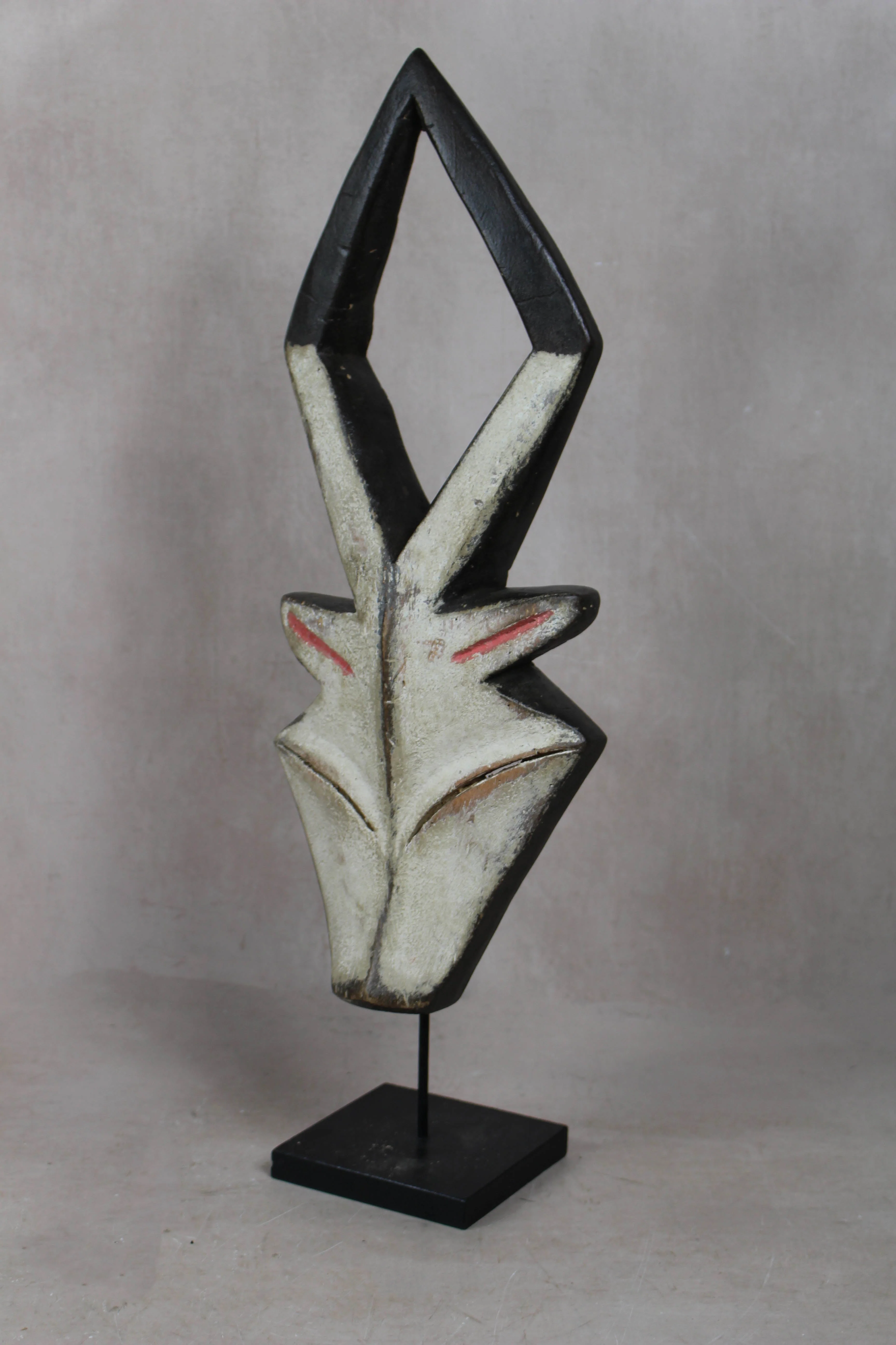 Kwele Mask - 82.2 - Image 3