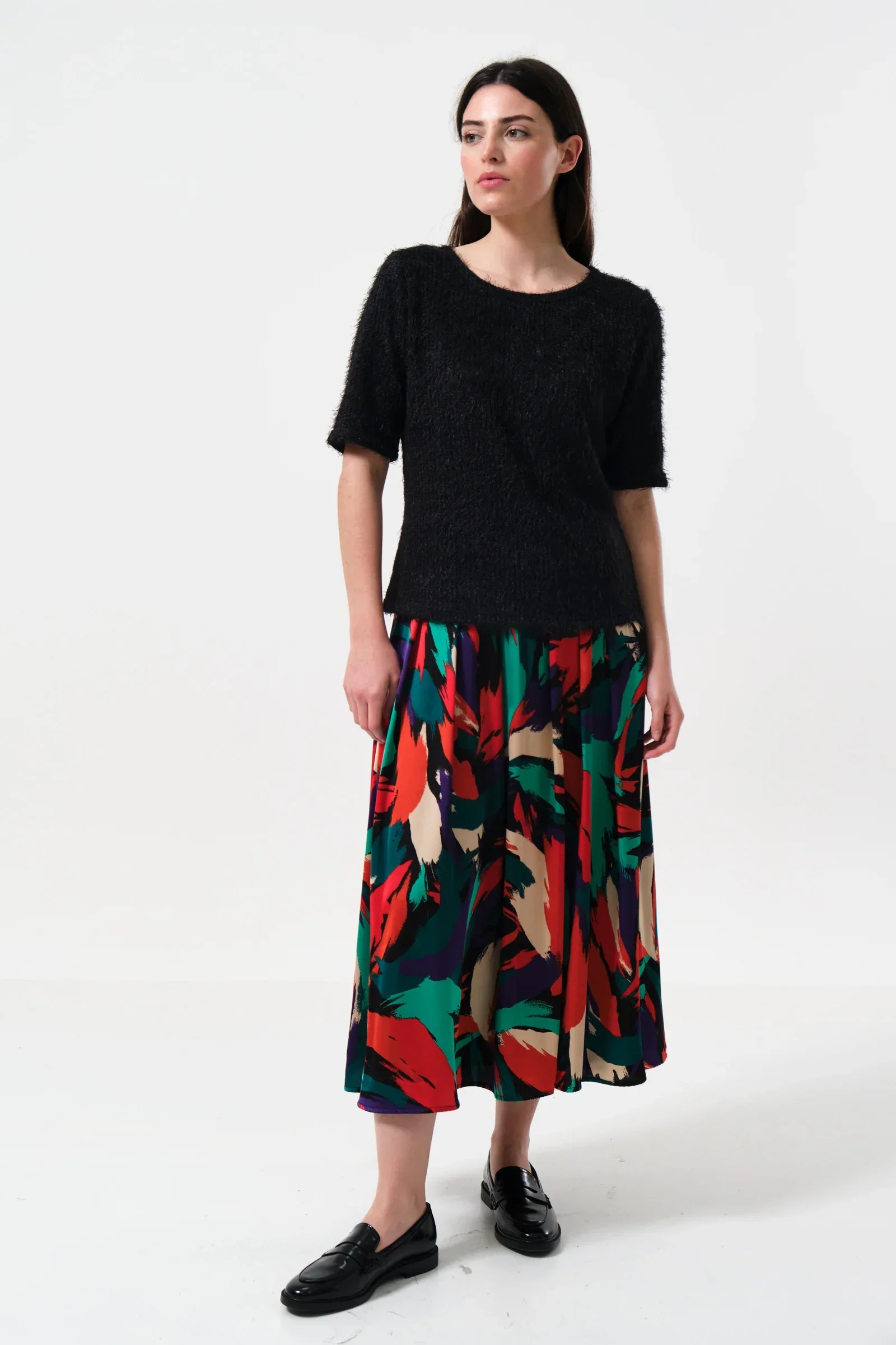 Laureen Eyelash Rib Short Sleeve Jumper - Black - Image 3