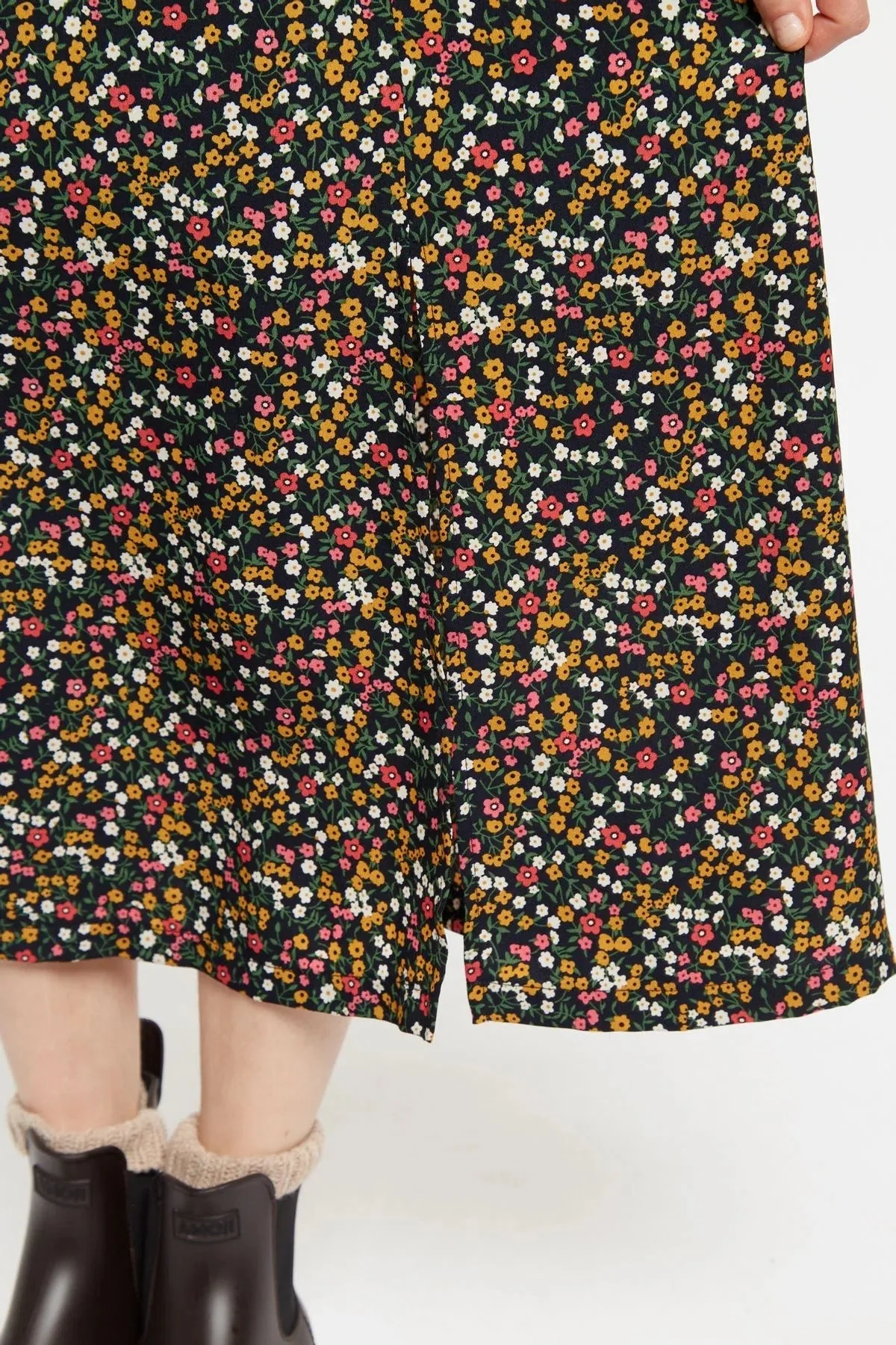 Louche Kiyo Dippy Ditsy Print Midi Skirt - Image 3
