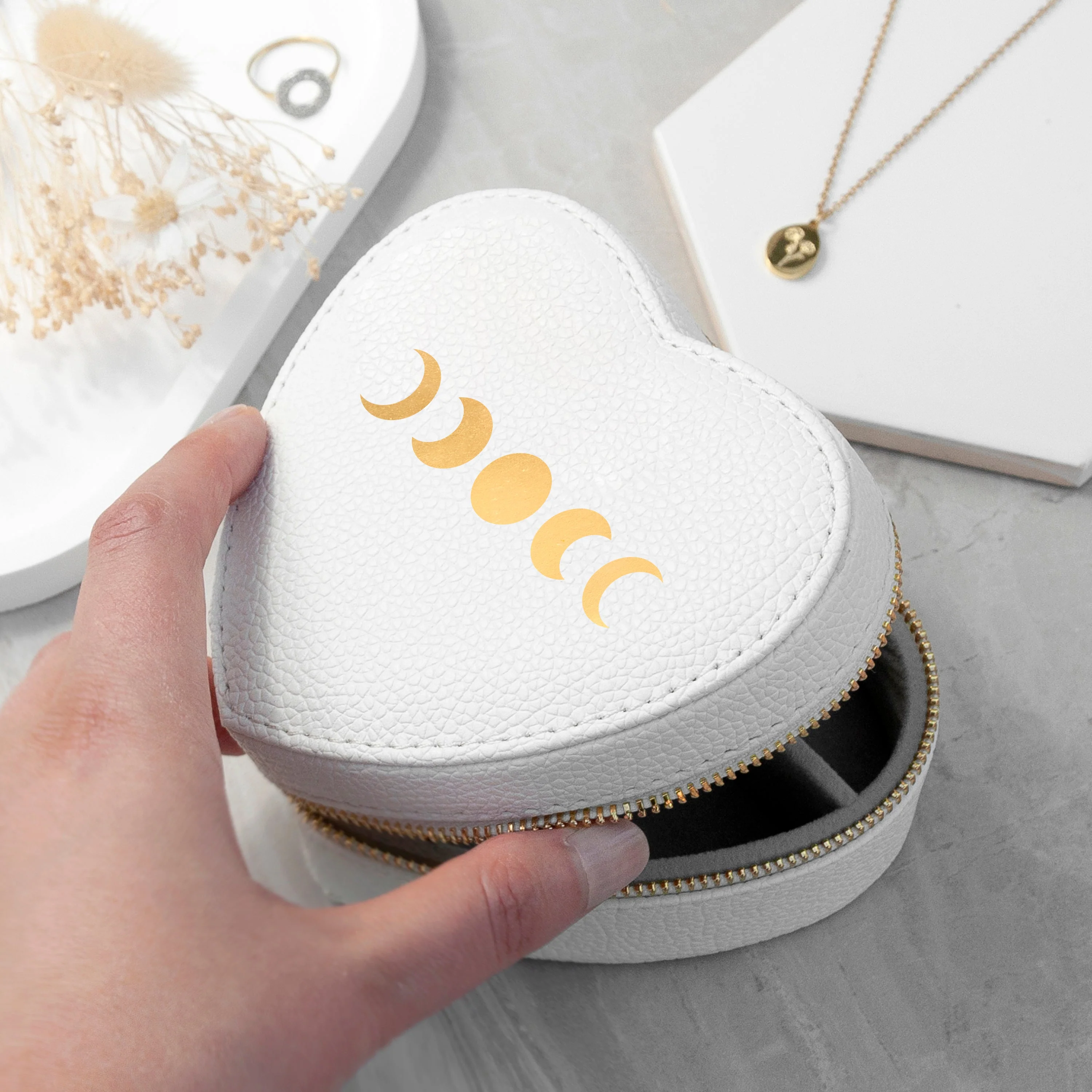 Lunar Phase White Heart Jewellery Case - Image 7